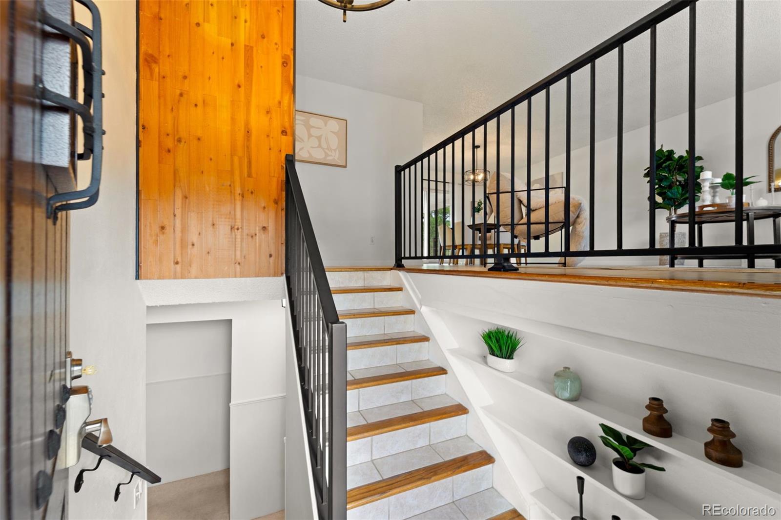 MLS Image #5 for 1298  kachina drive,colorado springs, Colorado