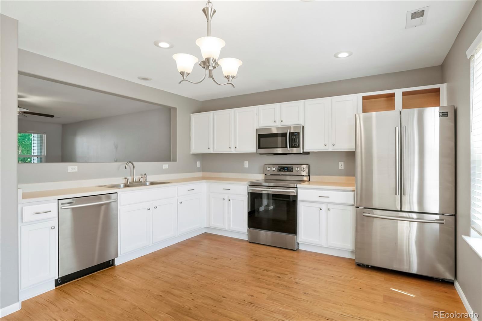 MLS Image #4 for 7889 s kittredge circle,englewood, Colorado