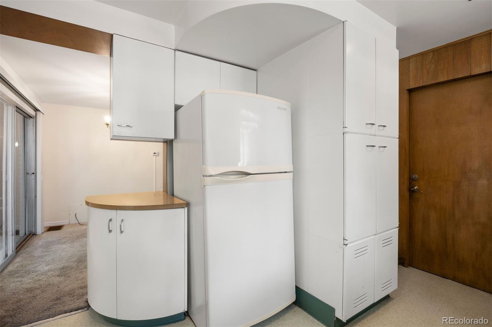 MLS Image #12 for 976  hudson street,denver, Colorado