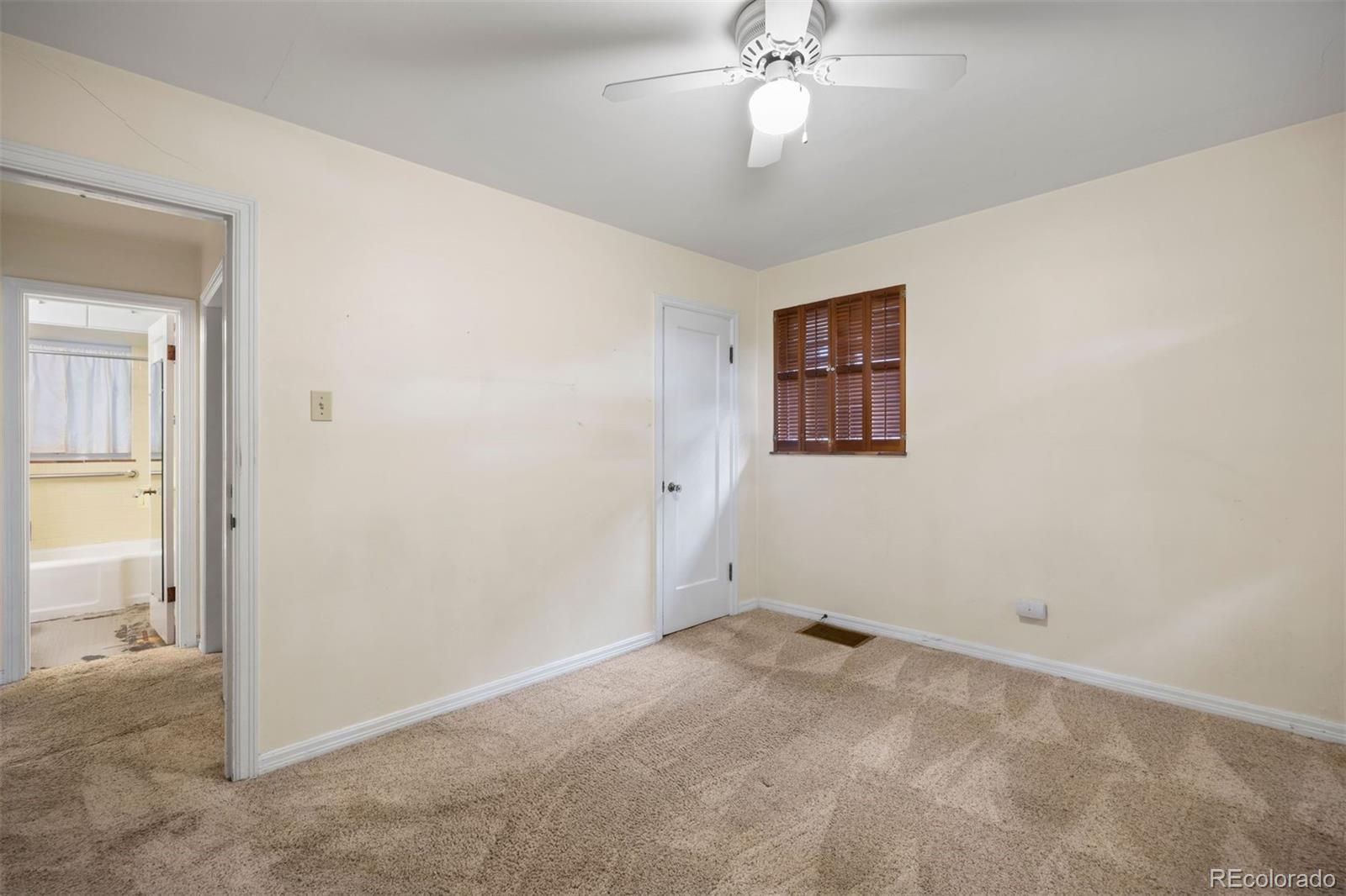 MLS Image #14 for 976  hudson street,denver, Colorado