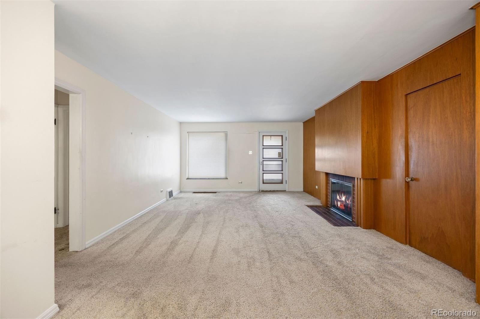 MLS Image #8 for 976  hudson street,denver, Colorado