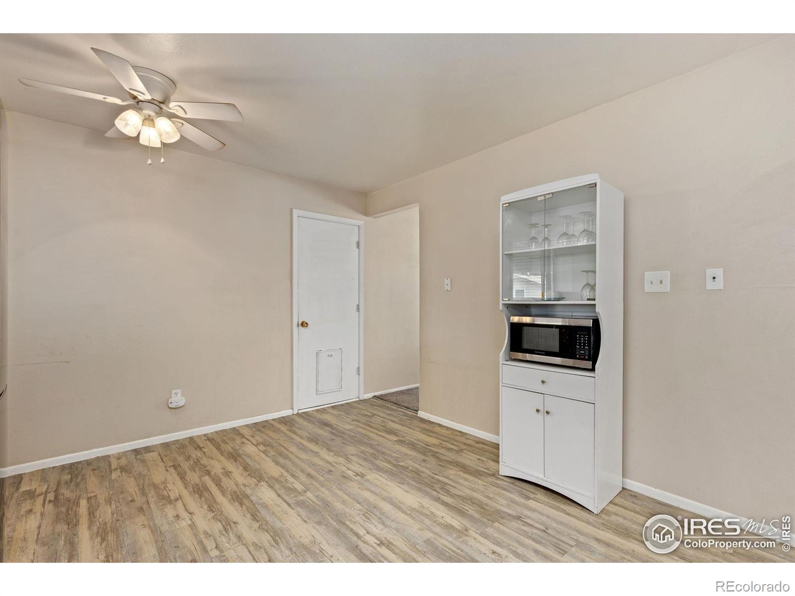 MLS Image #7 for 727  mount evans street,longmont, Colorado