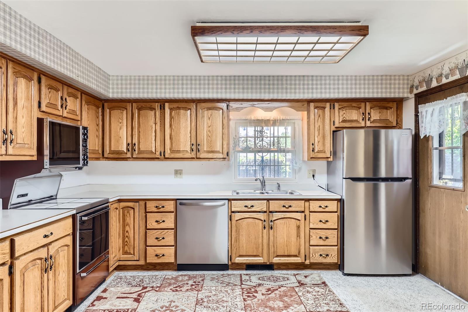 MLS Image #10 for 11759 e alaska avenue,aurora, Colorado