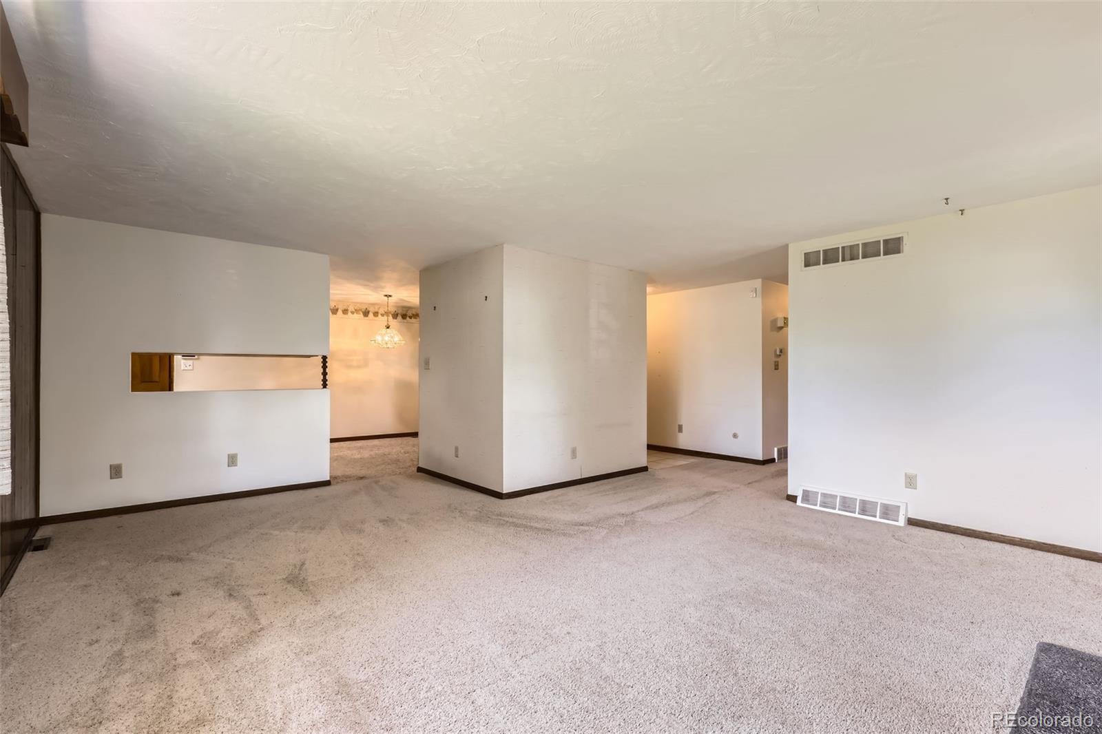 MLS Image #4 for 11759 e alaska avenue,aurora, Colorado