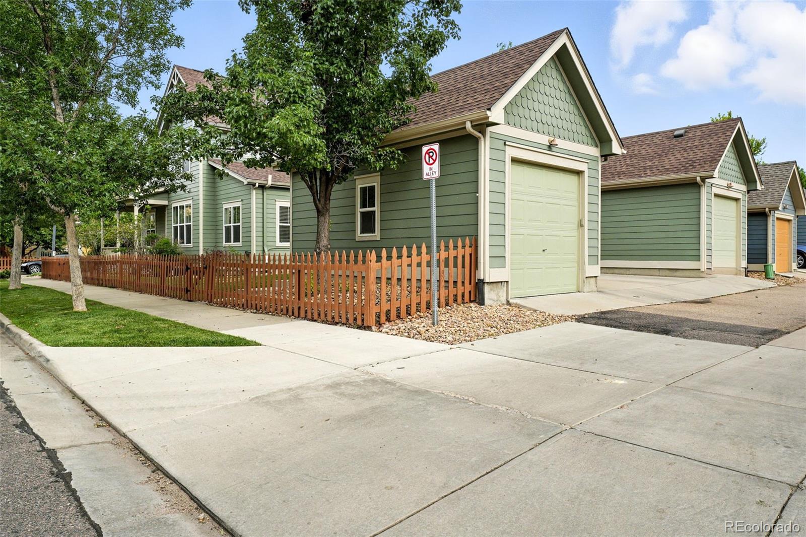 MLS Image #1 for 1275  hummingbird circle,longmont, Colorado