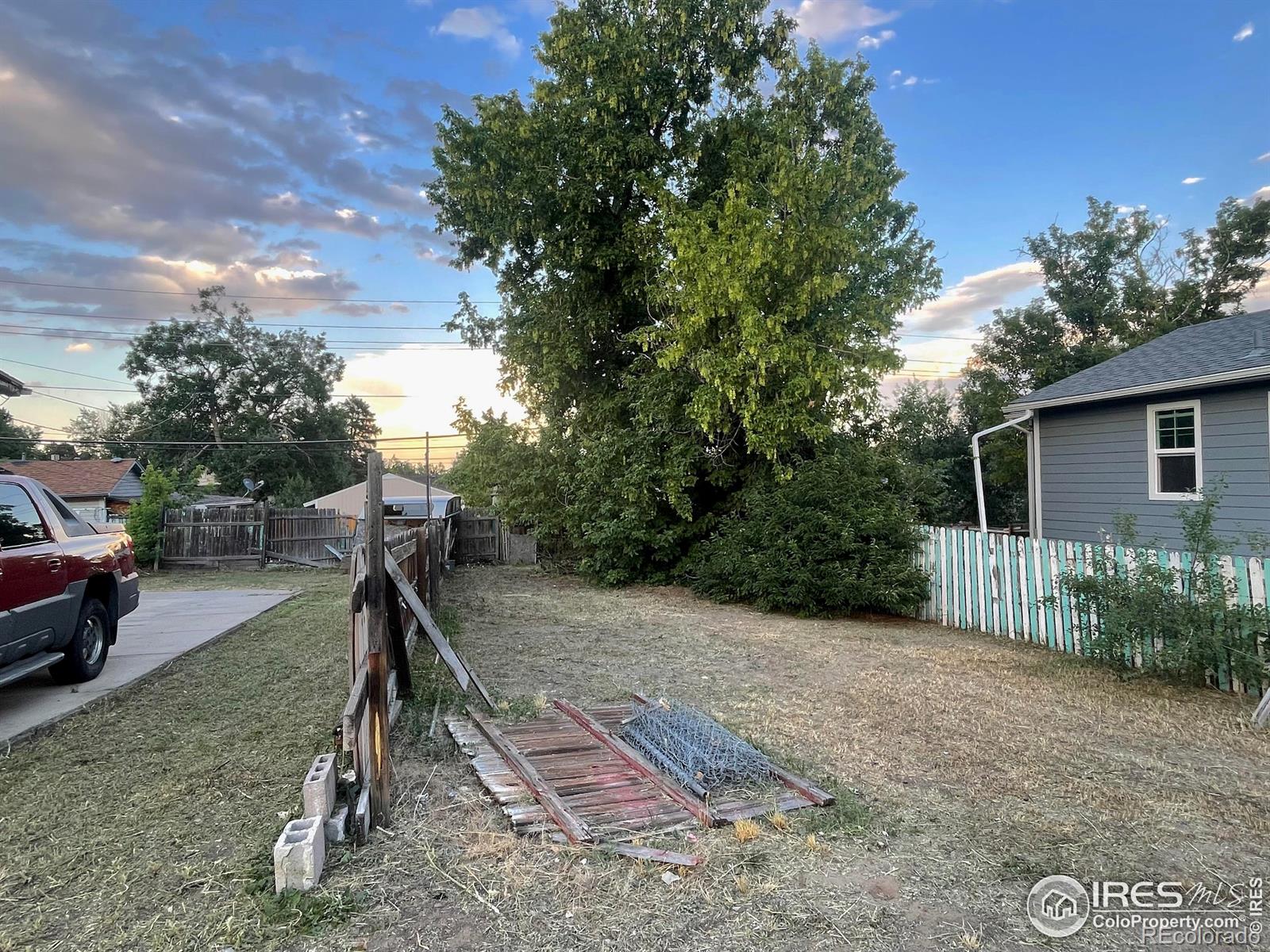 MLS Image #12 for 358  knox court,denver, Colorado