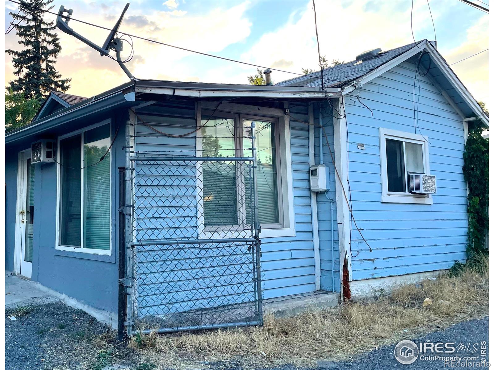MLS Image #14 for 358  knox court,denver, Colorado
