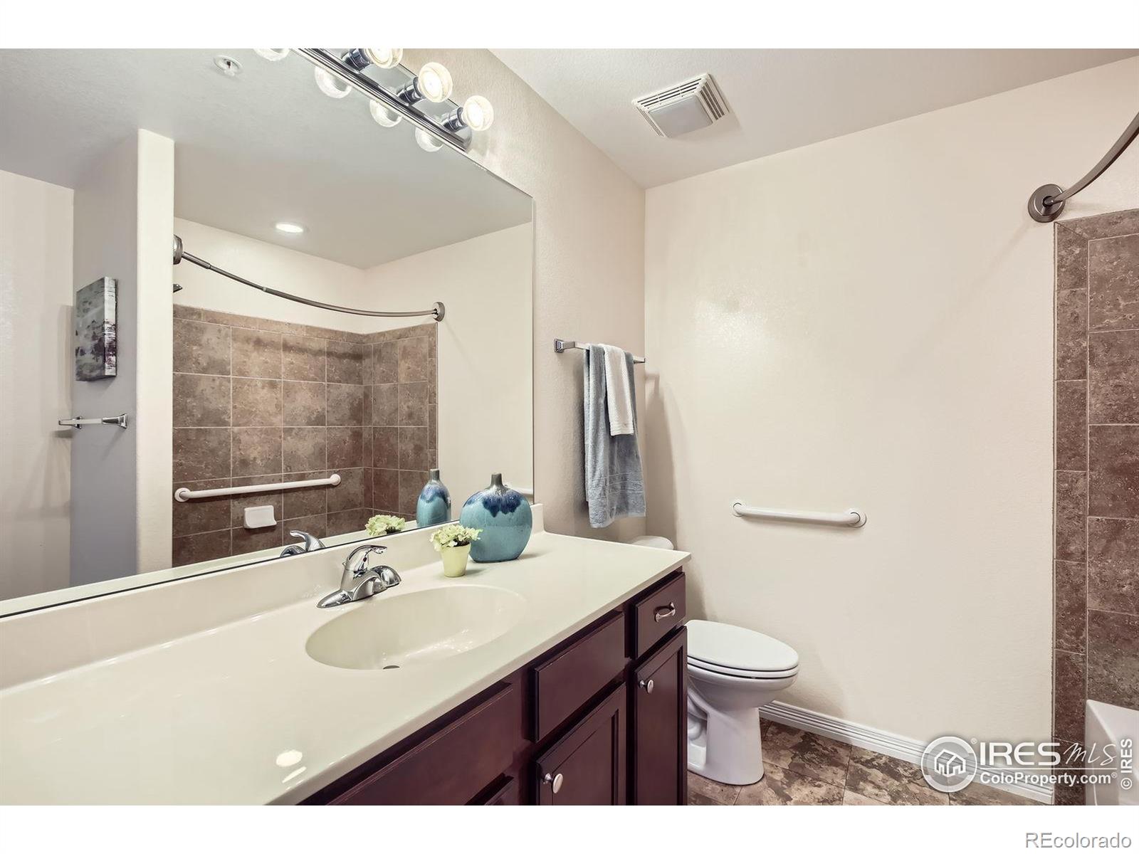 MLS Image #17 for 2481  santa fe drive,longmont, Colorado