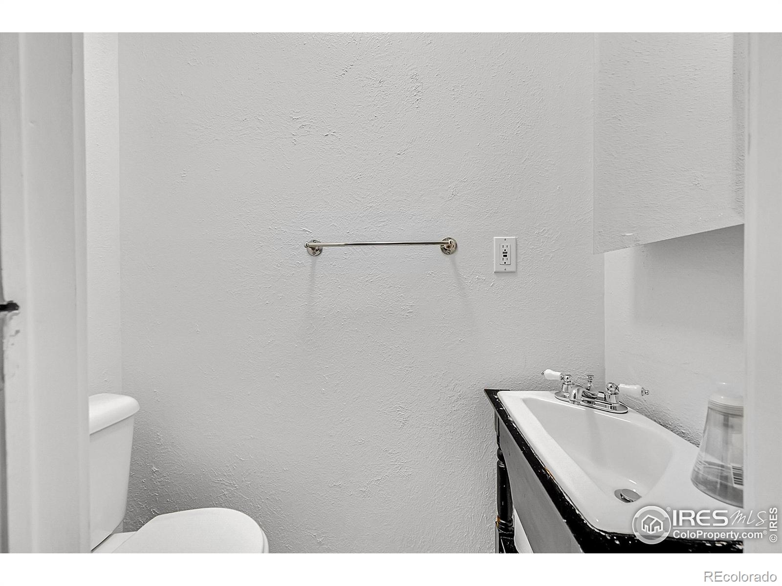 MLS Image #12 for 444 s pearl street,denver, Colorado