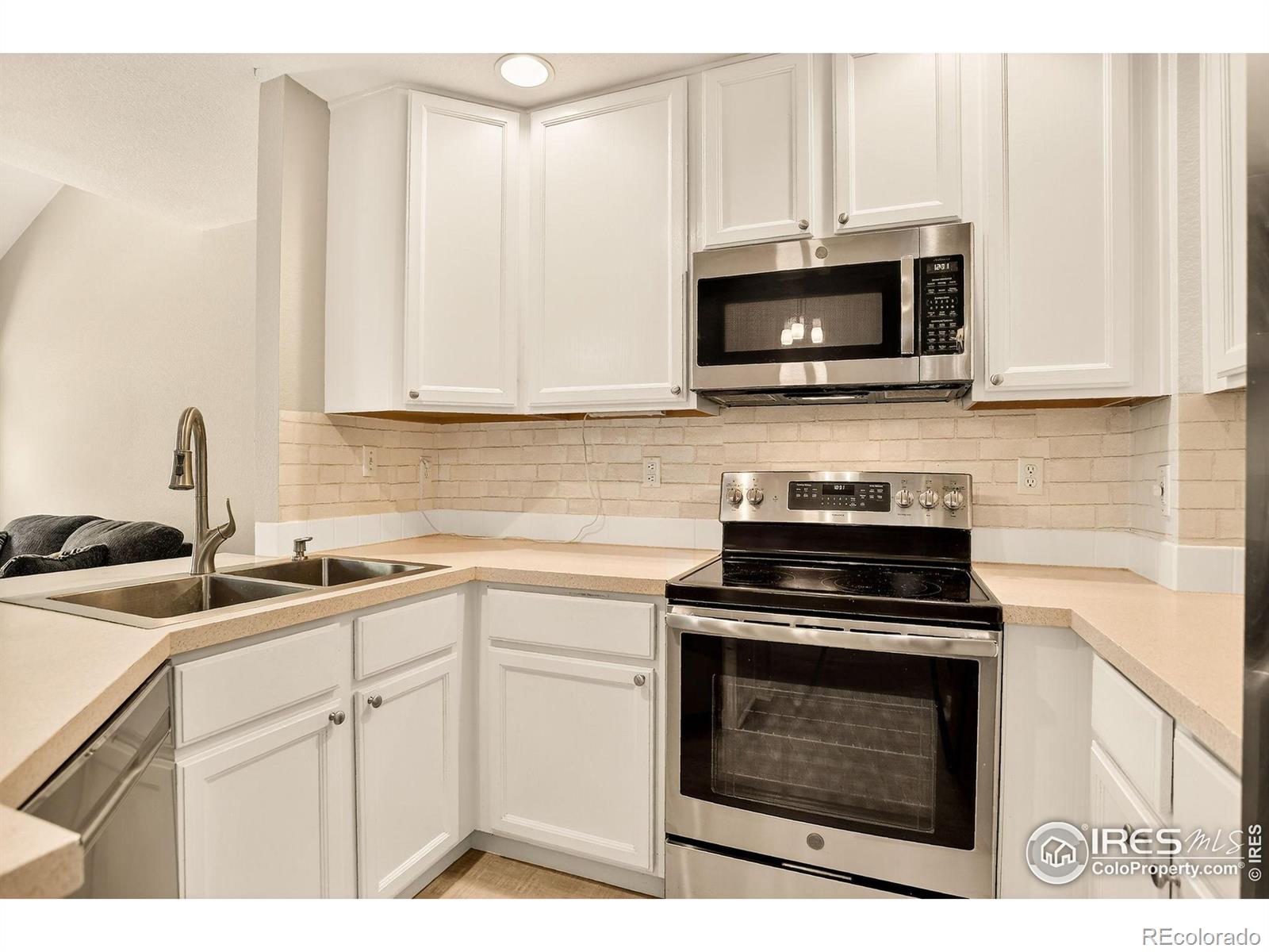 MLS Image #6 for 121  rowena place,lafayette, Colorado
