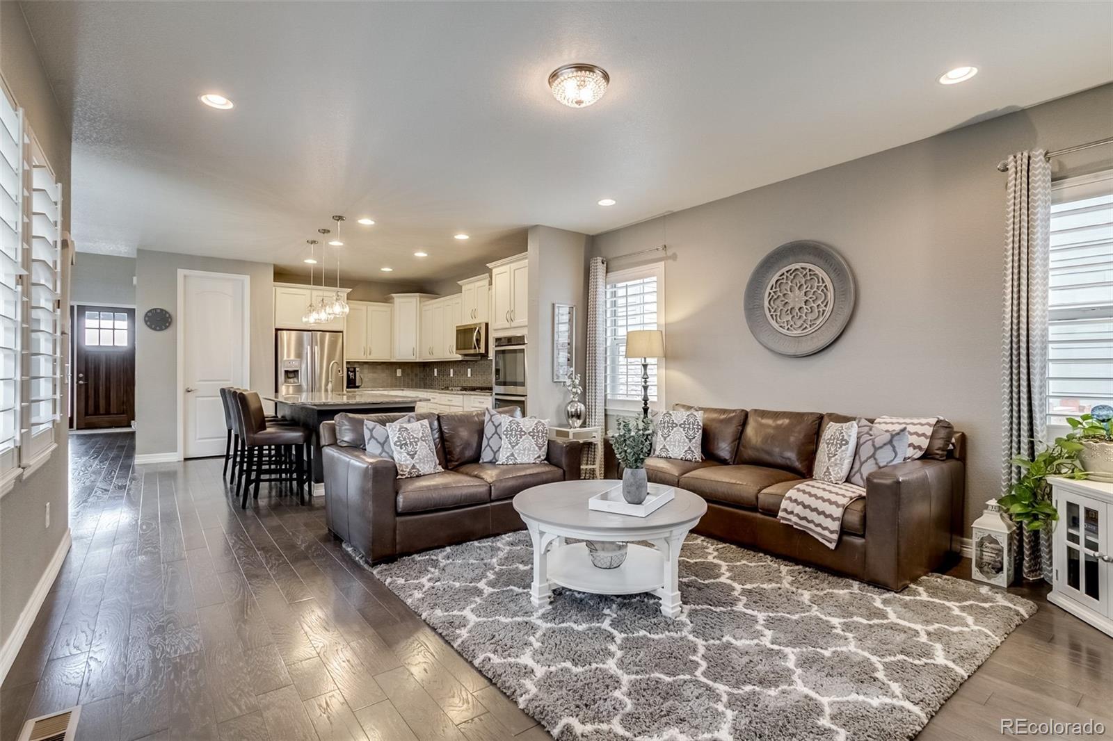 MLS Image #16 for 8444 e 55th place,denver, Colorado