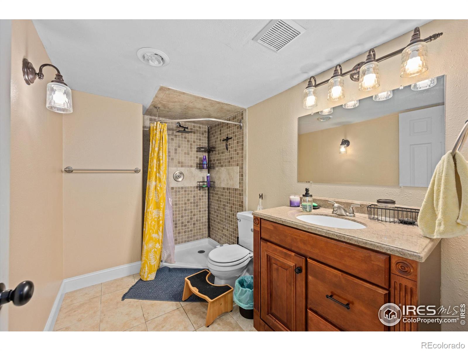 MLS Image #25 for 1000  glacier court,windsor, Colorado