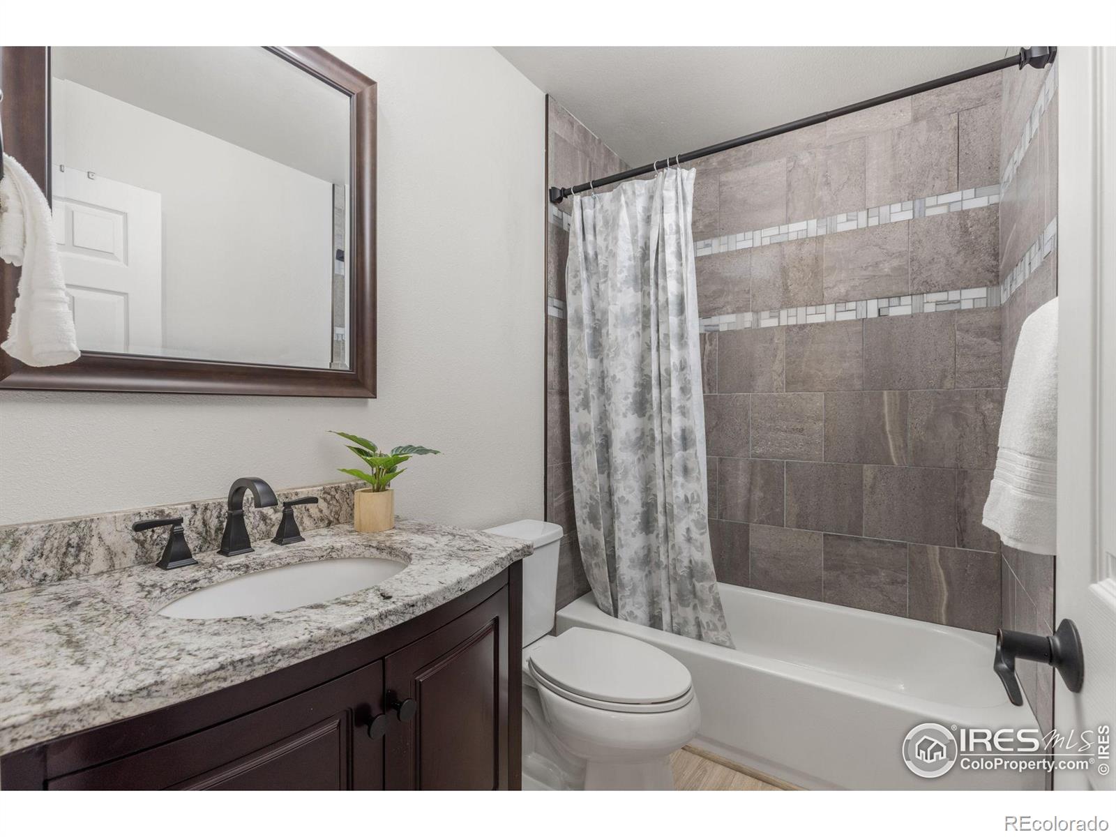 MLS Image #19 for 848  shire court,fort collins, Colorado