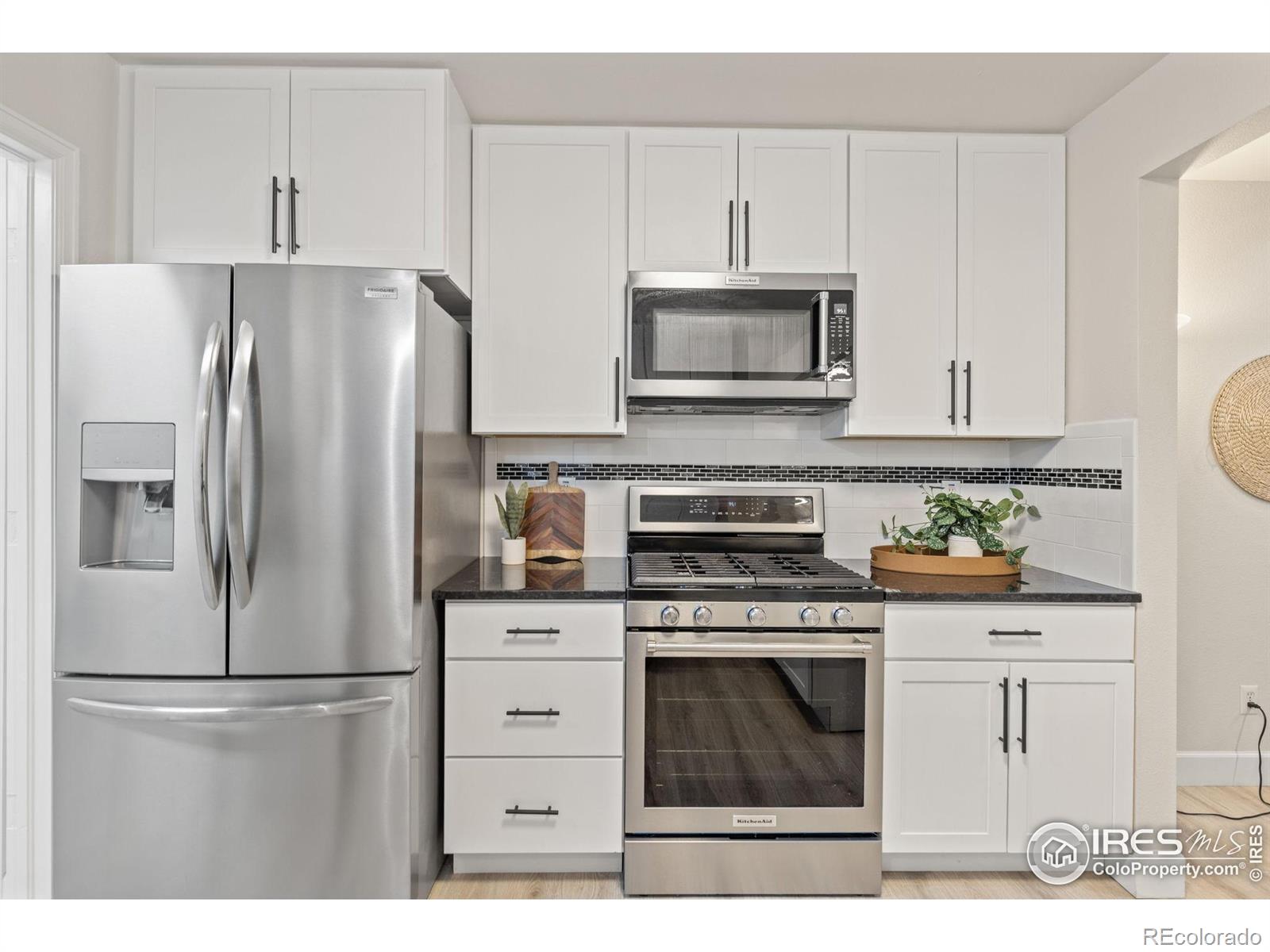 MLS Image #3 for 848  shire court,fort collins, Colorado