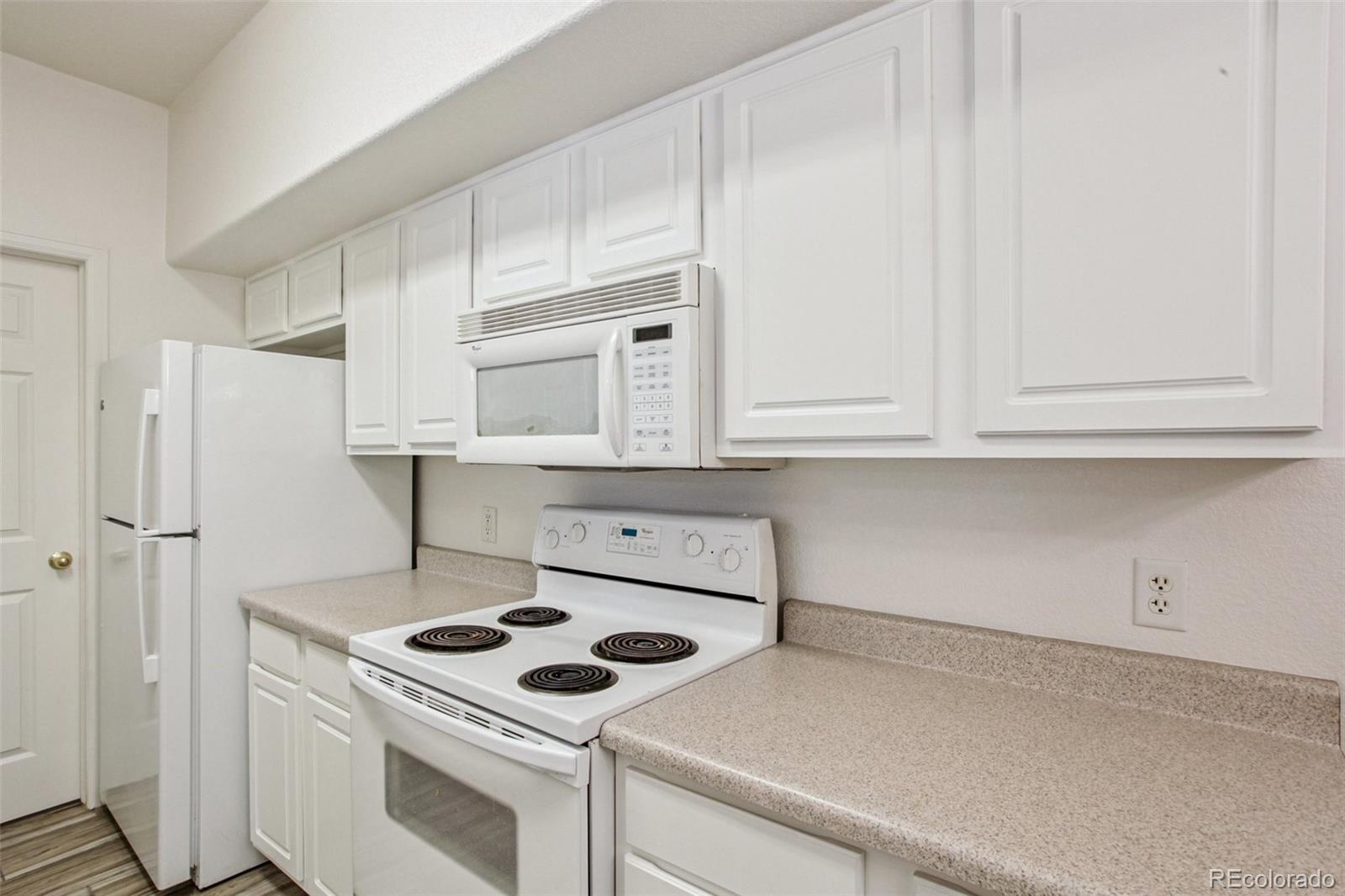 MLS Image #6 for 9468 e florida avenue,denver, Colorado