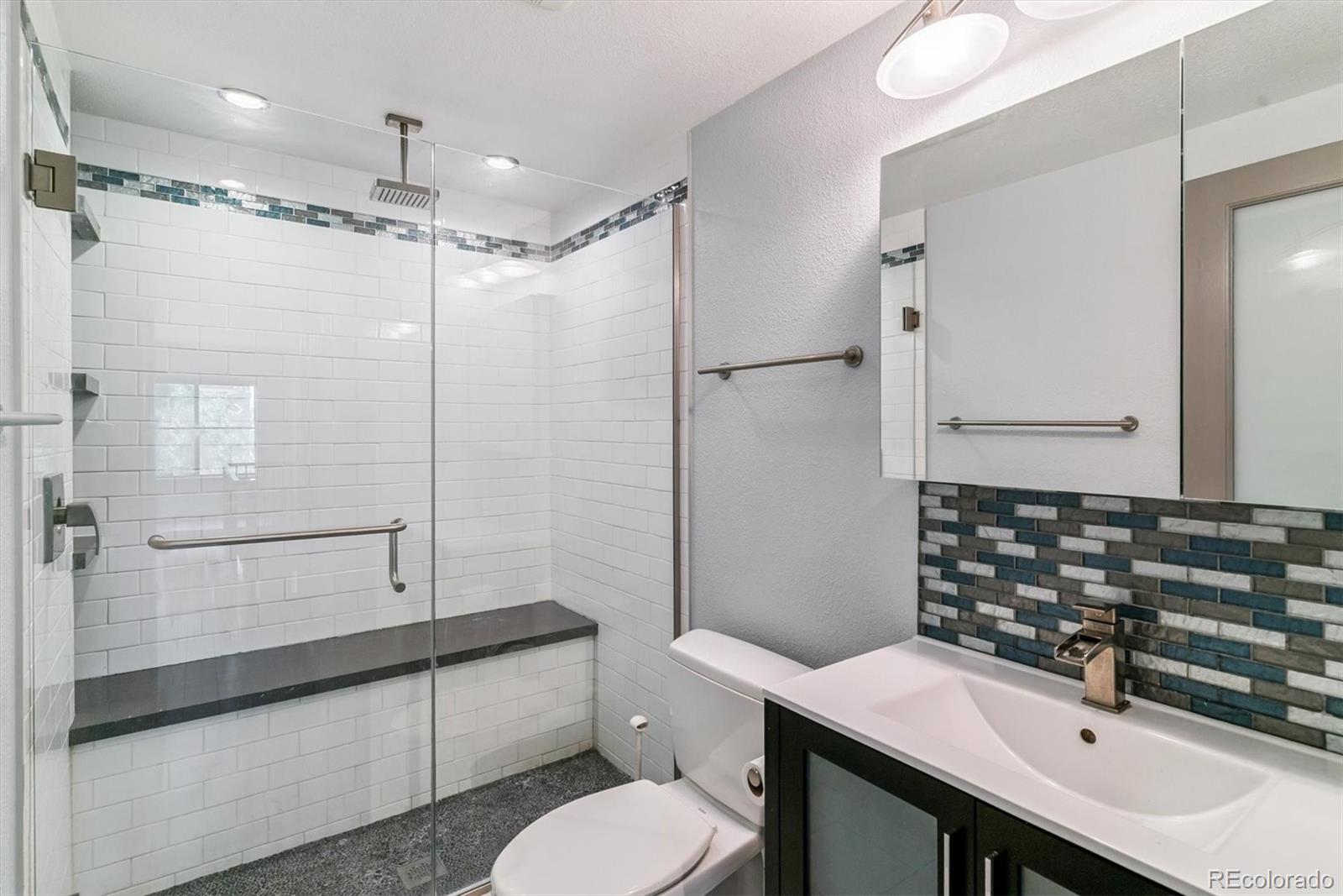 MLS Image #11 for 3195  blake street,denver, Colorado