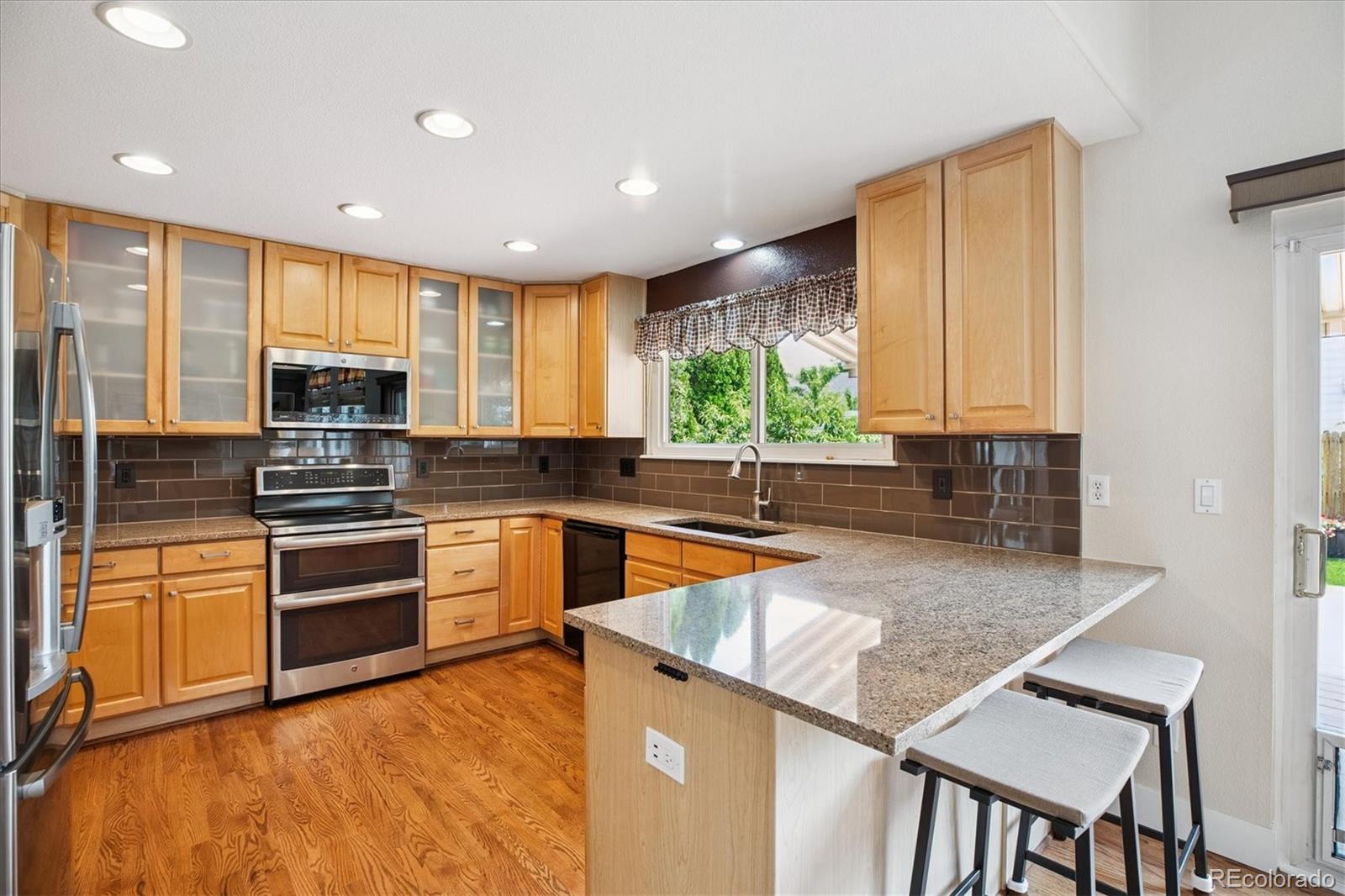 MLS Image #12 for 9242  vance court,broomfield, Colorado