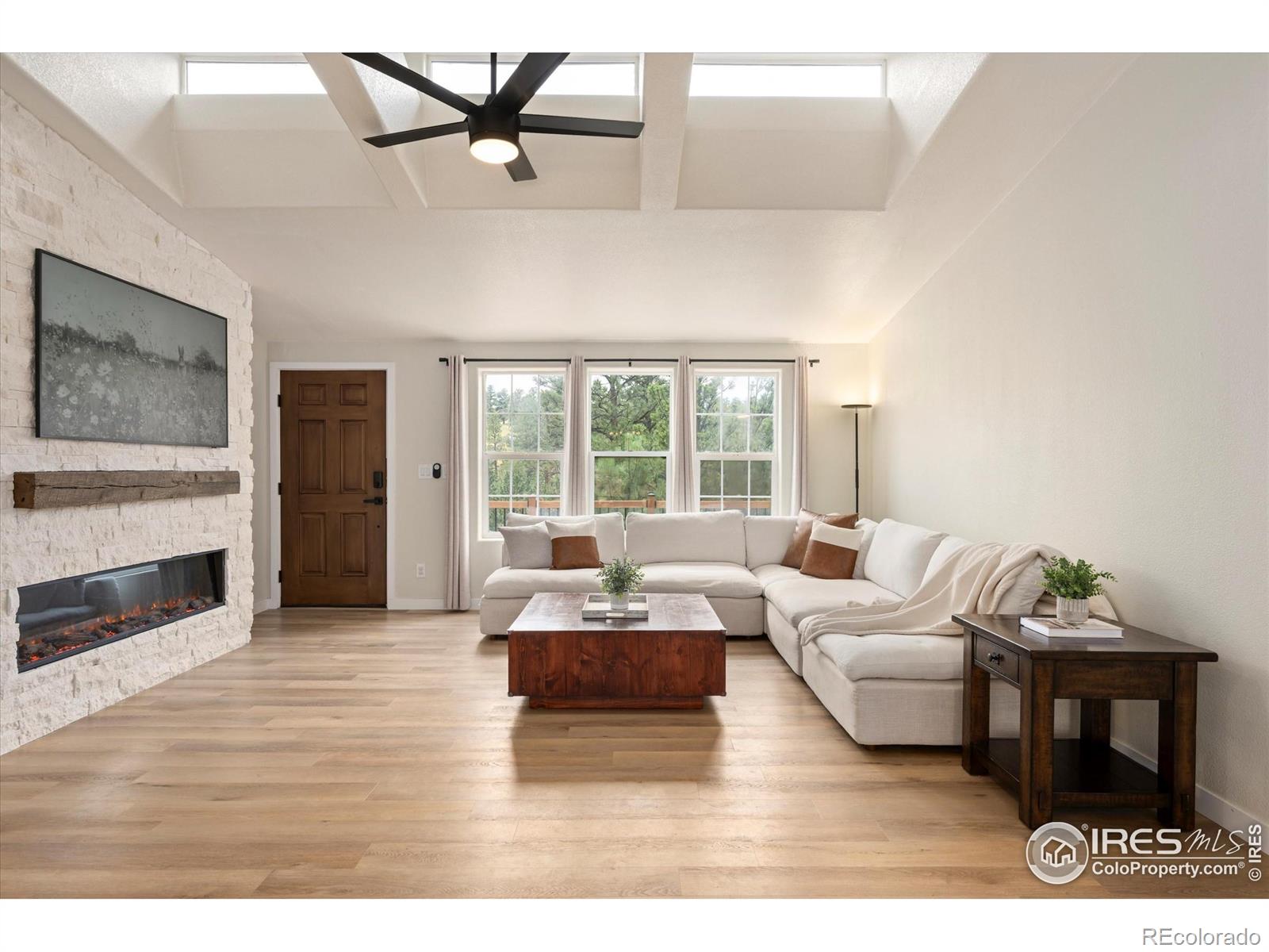 MLS Image #2 for 805  spruce mountain drive,drake, Colorado