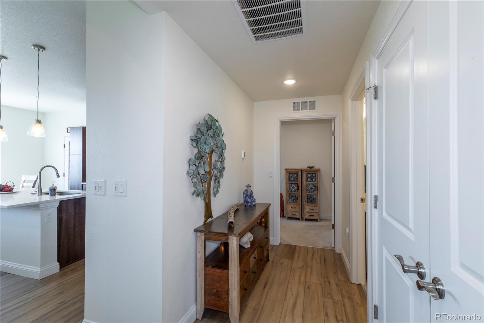MLS Image #13 for 9962 w victoria place,littleton, Colorado