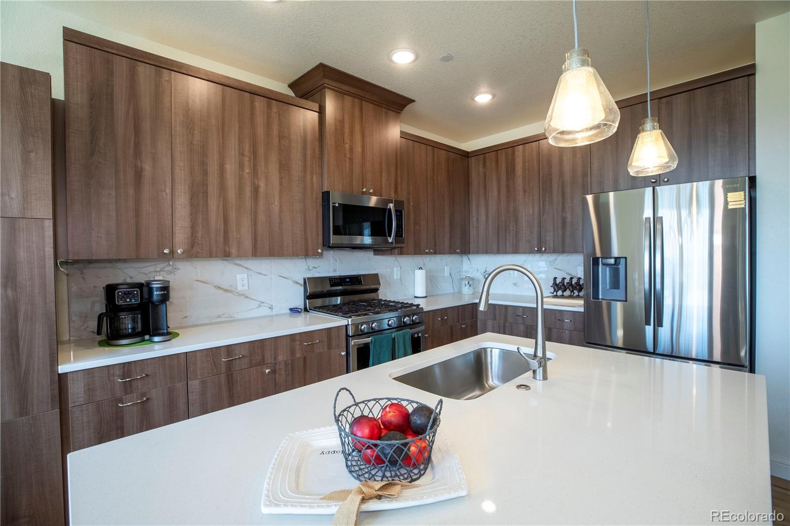 MLS Image #6 for 9962 w victoria place,littleton, Colorado