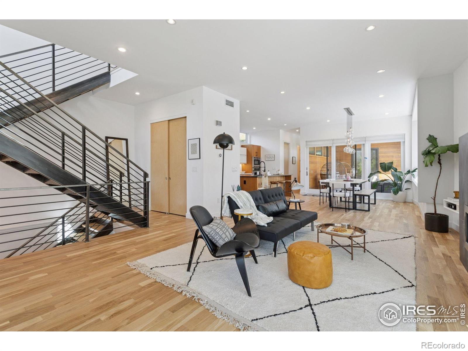 MLS Image #3 for 1801 w 33rd avenue,denver, Colorado