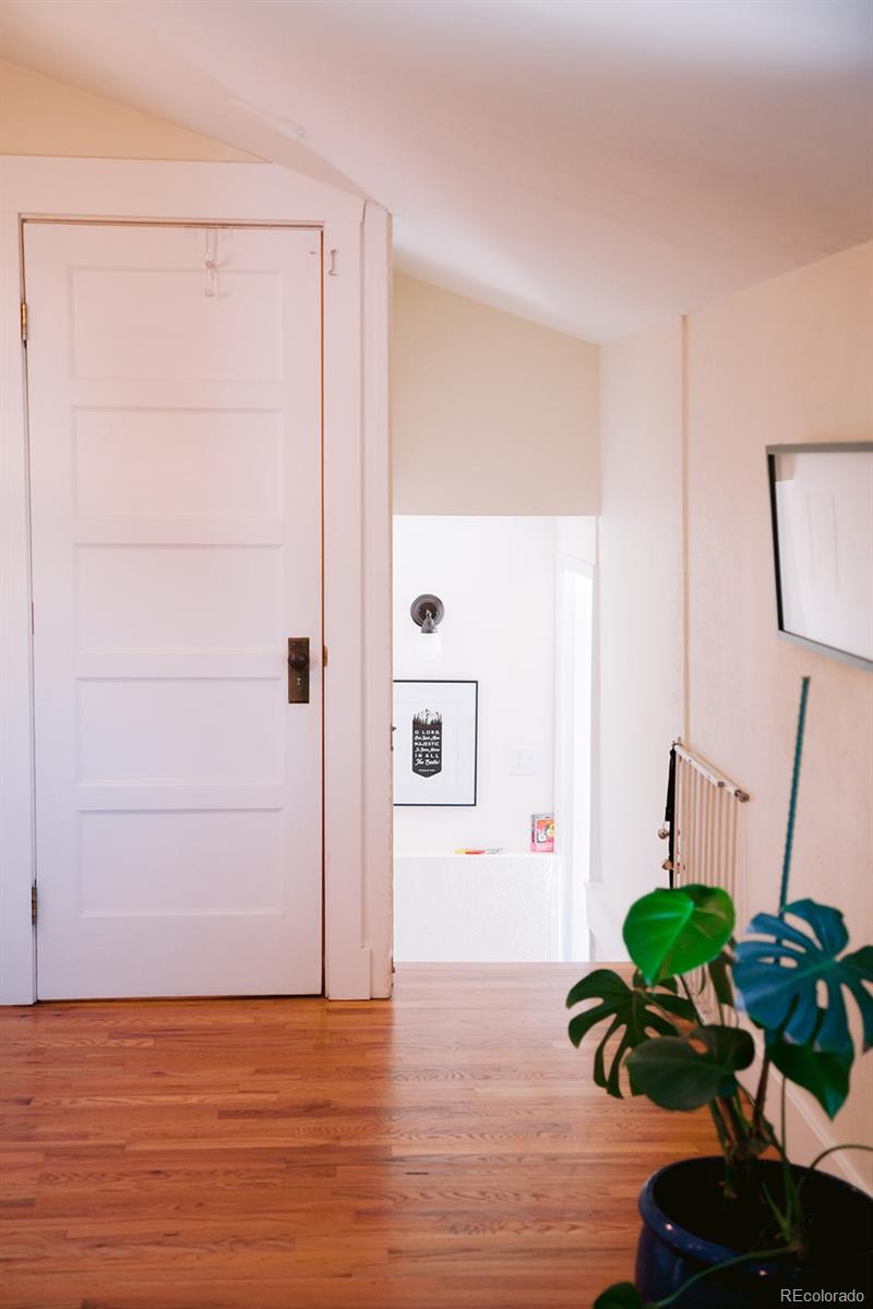 MLS Image #26 for 1585 s grant street,denver, Colorado
