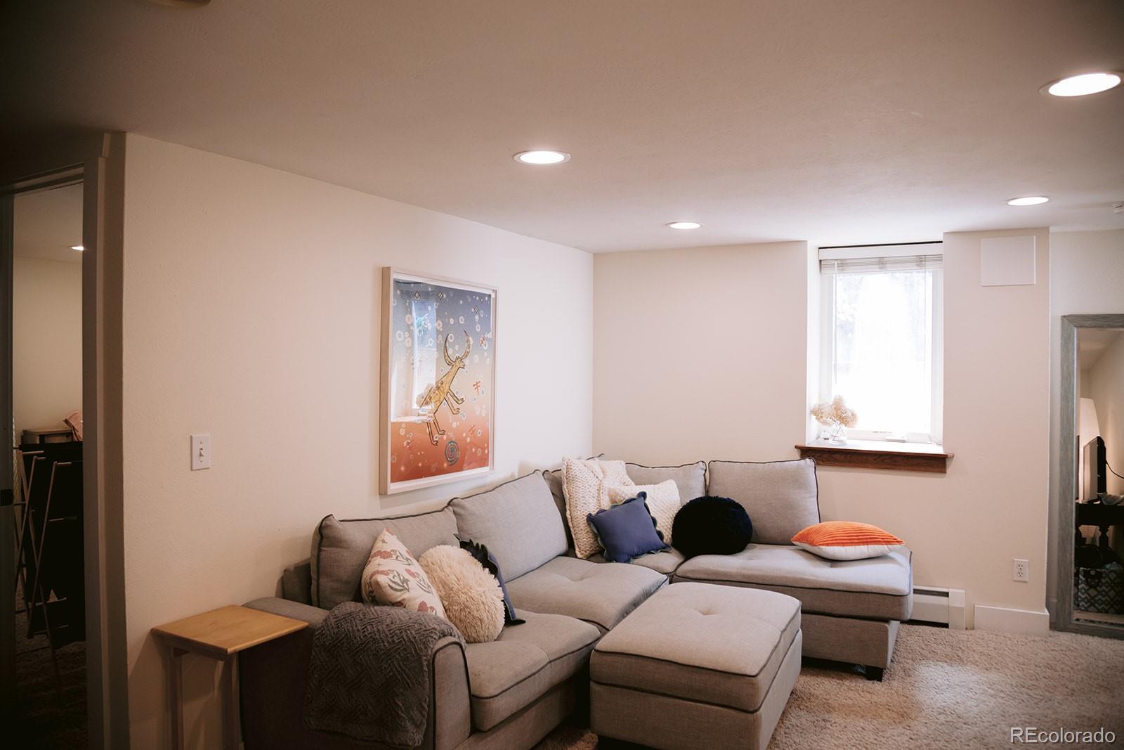 MLS Image #33 for 1585 s grant street,denver, Colorado