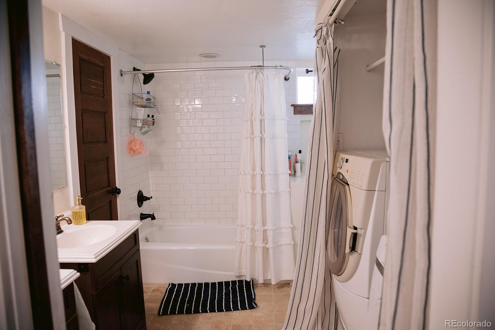MLS Image #34 for 1585 s grant street,denver, Colorado