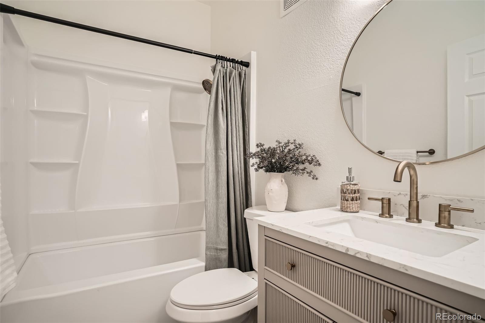 MLS Image #18 for 16353 e 17th place,aurora, Colorado