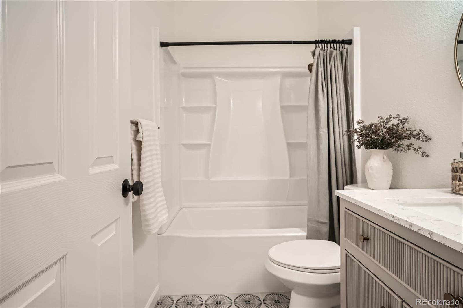 MLS Image #19 for 16353 e 17th place,aurora, Colorado