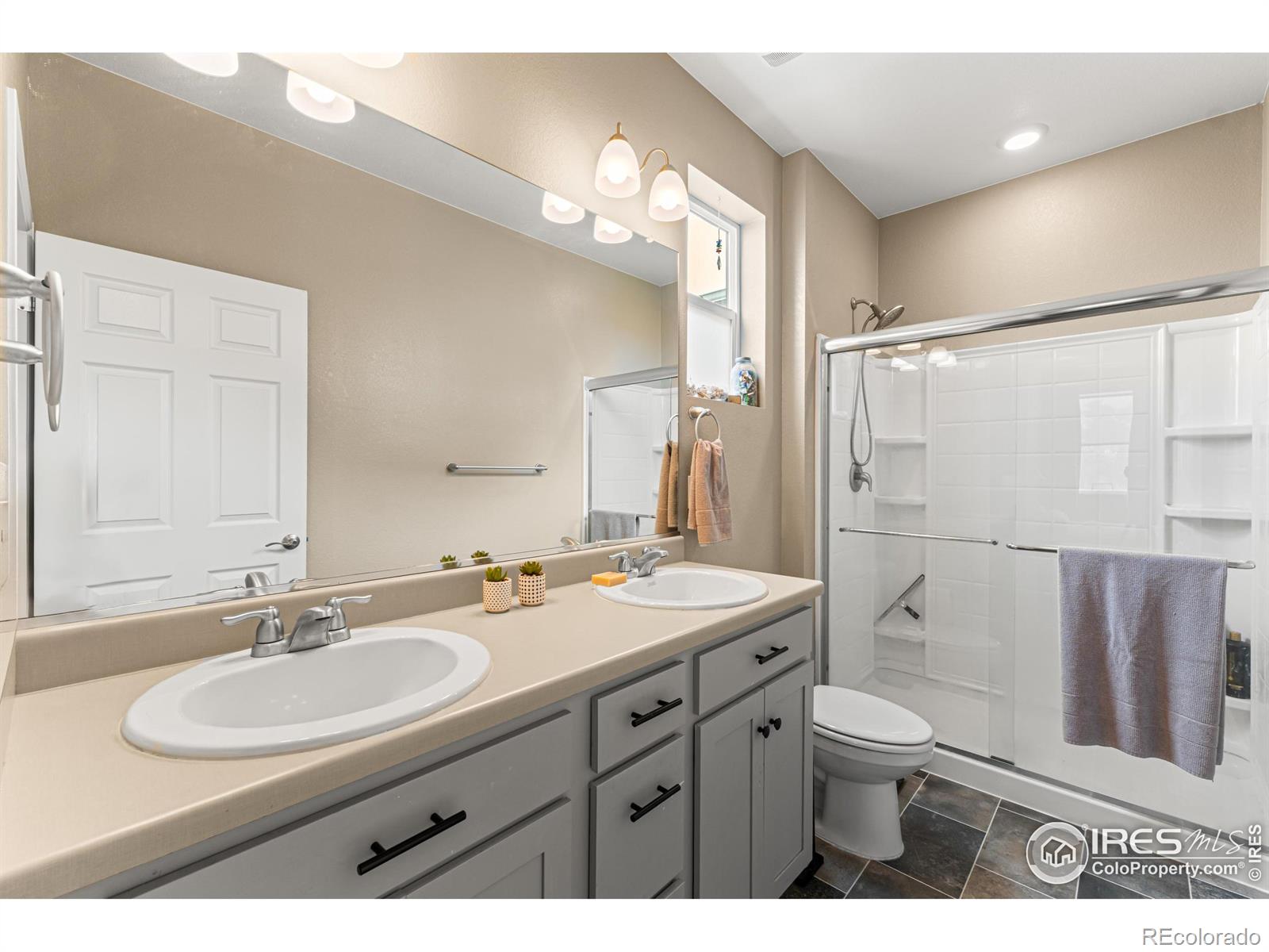 MLS Image #15 for 999  longs peak avenue,berthoud, Colorado