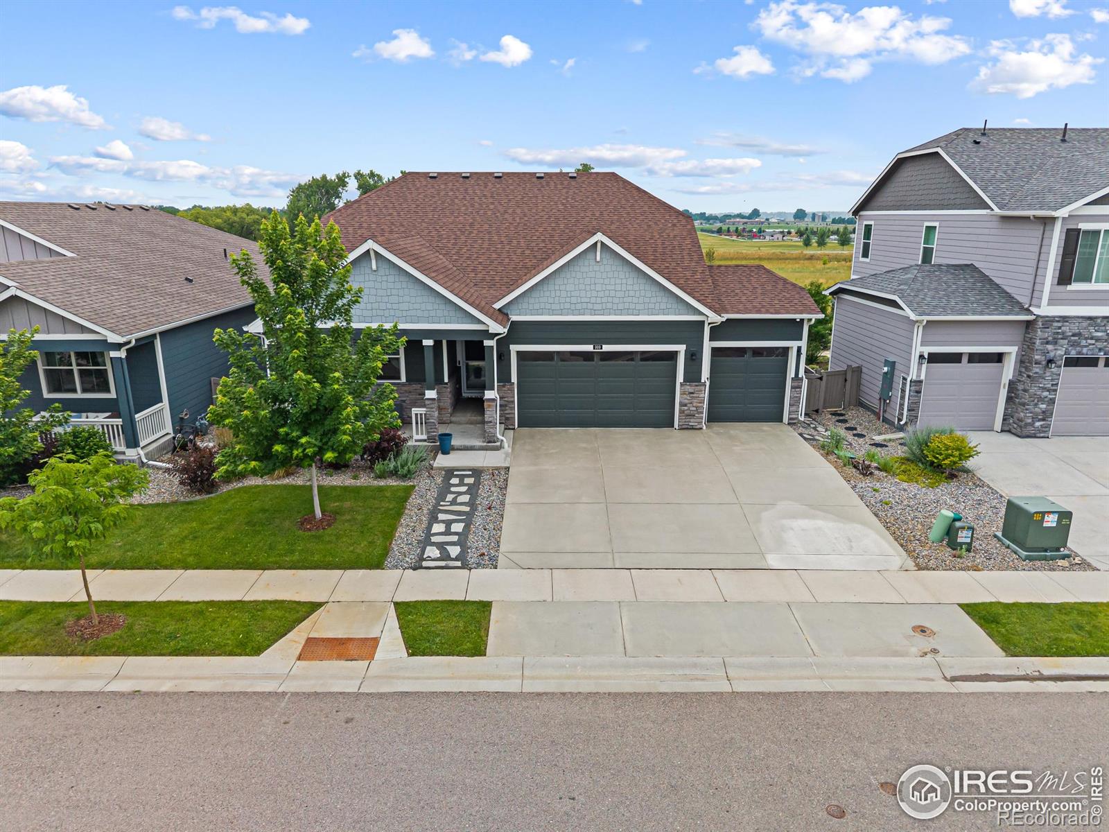 MLS Image #2 for 999  longs peak avenue,berthoud, Colorado