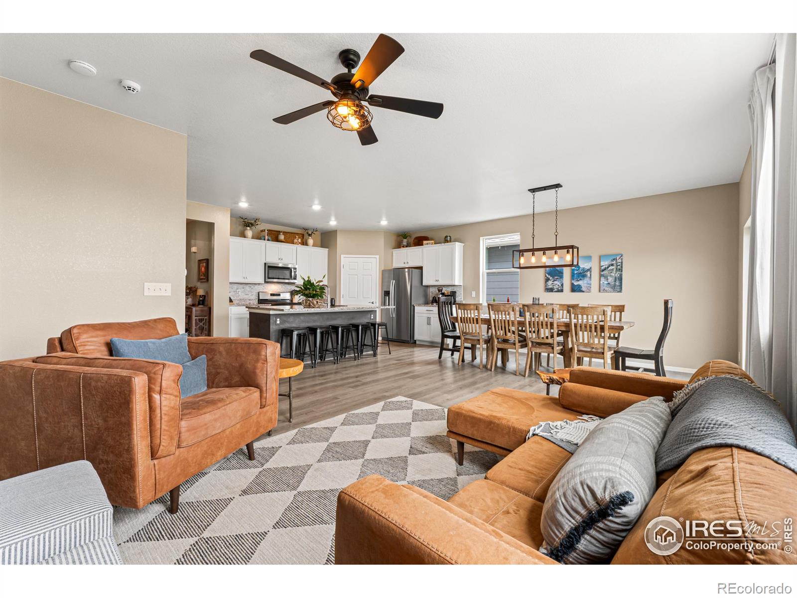 MLS Image #5 for 999  longs peak avenue,berthoud, Colorado