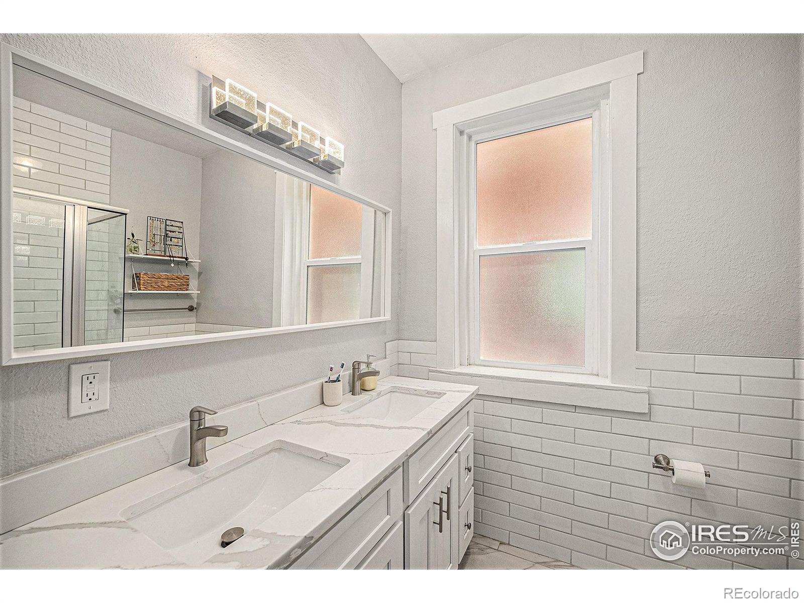 MLS Image #13 for 2124 e 17th avenue,denver, Colorado