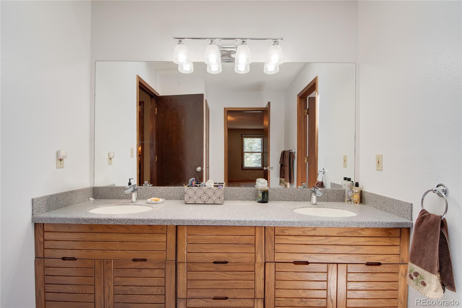 MLS Image #32 for 18470  academy circle,monument, Colorado