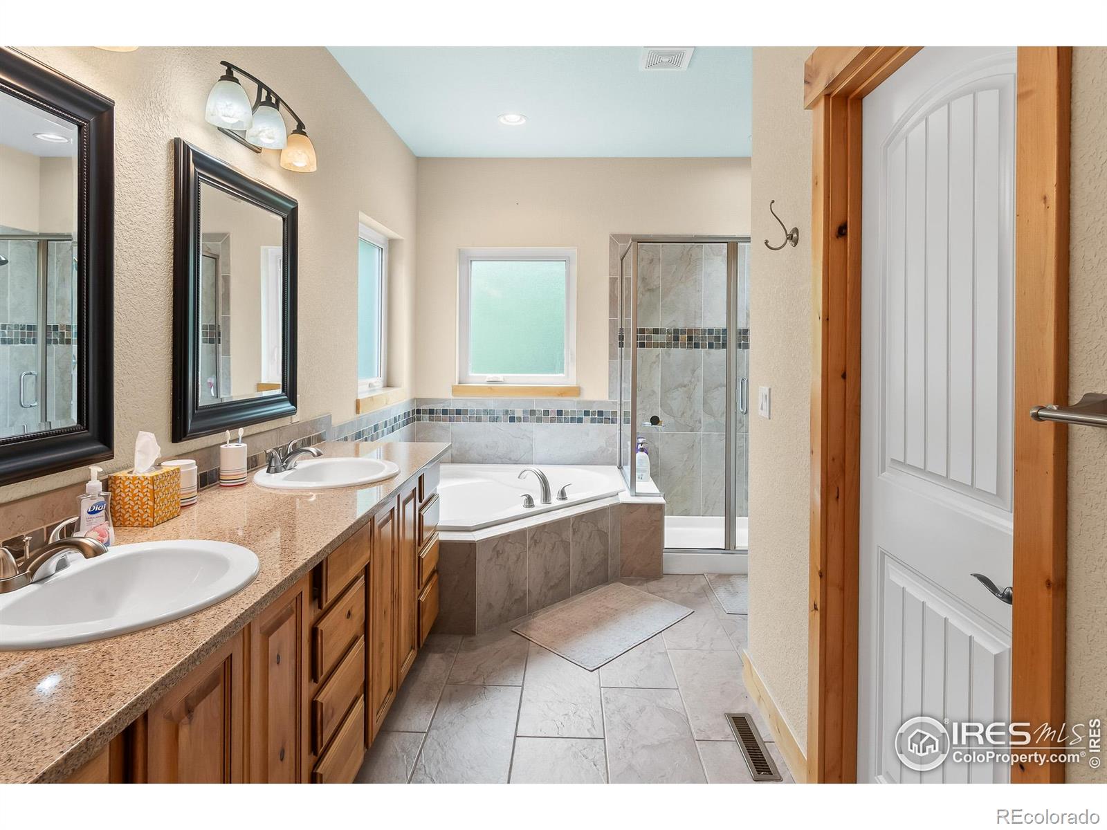 MLS Image #12 for 2862  ariel drive,loveland, Colorado