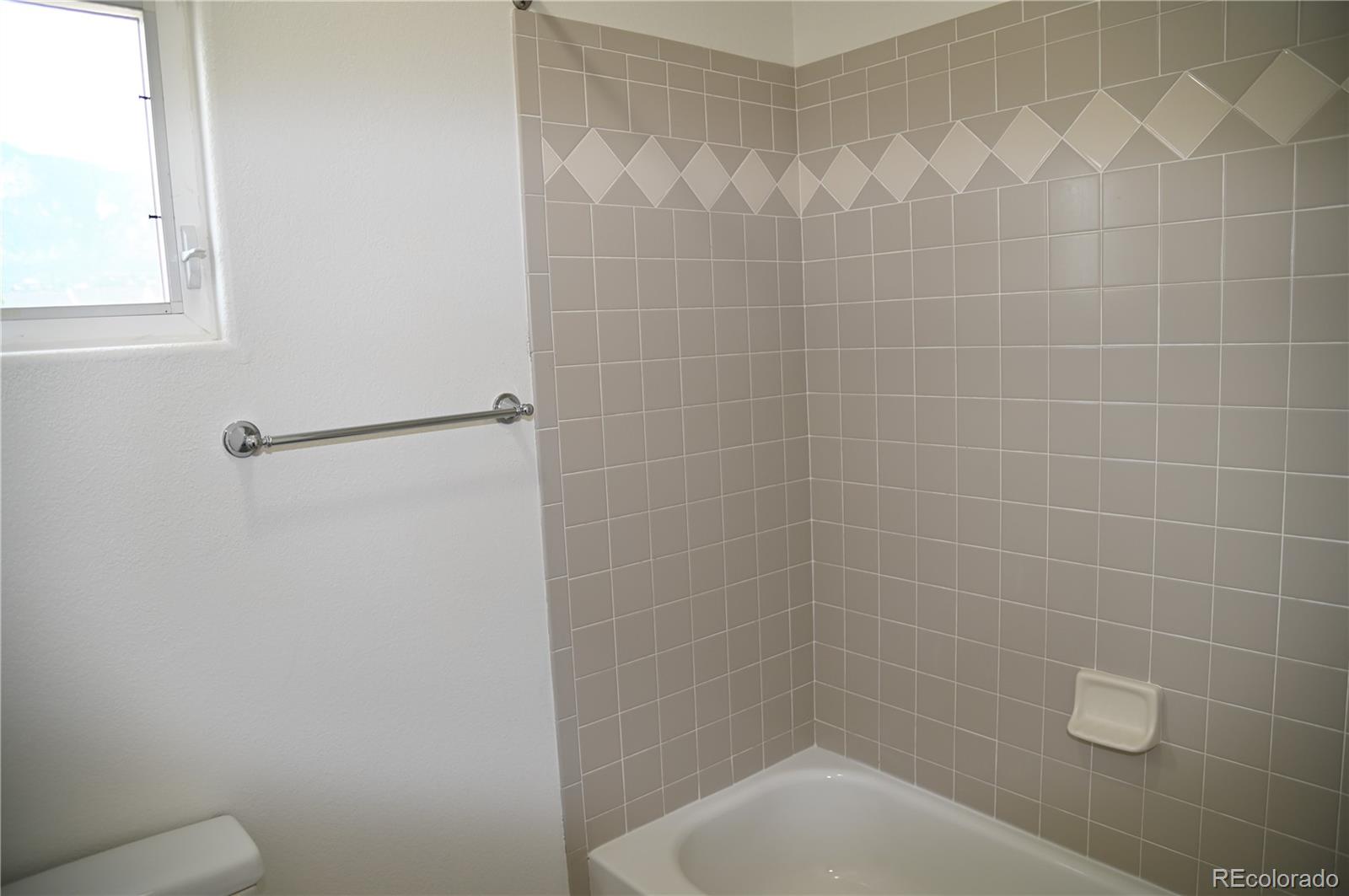 MLS Image #18 for 4217  prestige point,colorado springs, Colorado