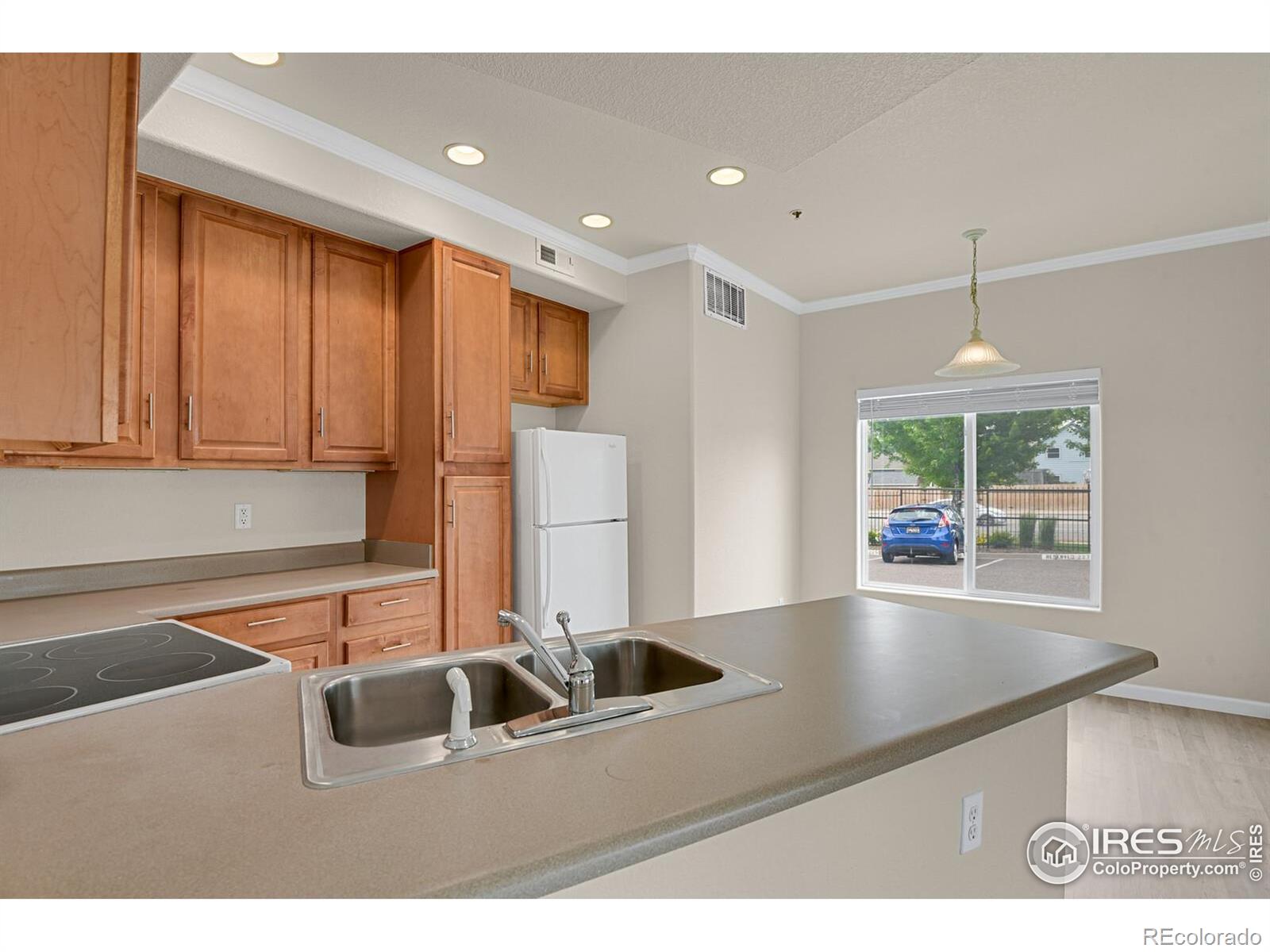 MLS Image #8 for 1801 s dunkirk street,aurora, Colorado