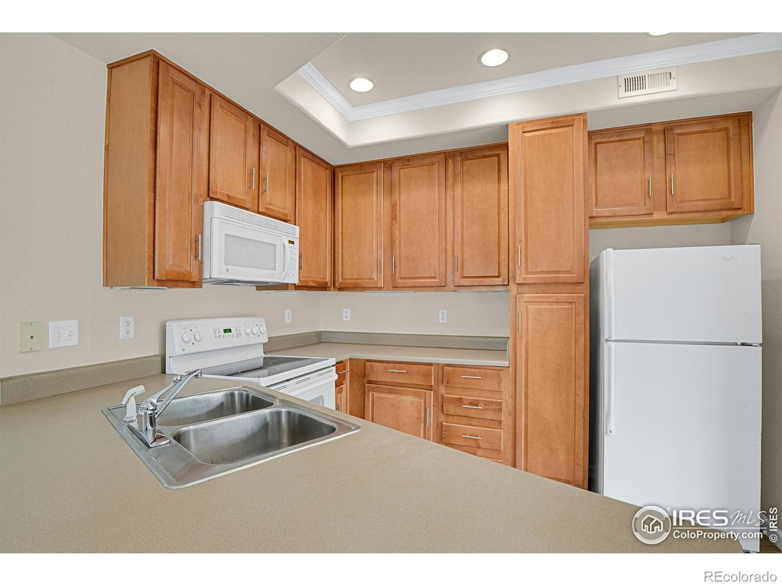MLS Image #9 for 1801 s dunkirk street,aurora, Colorado
