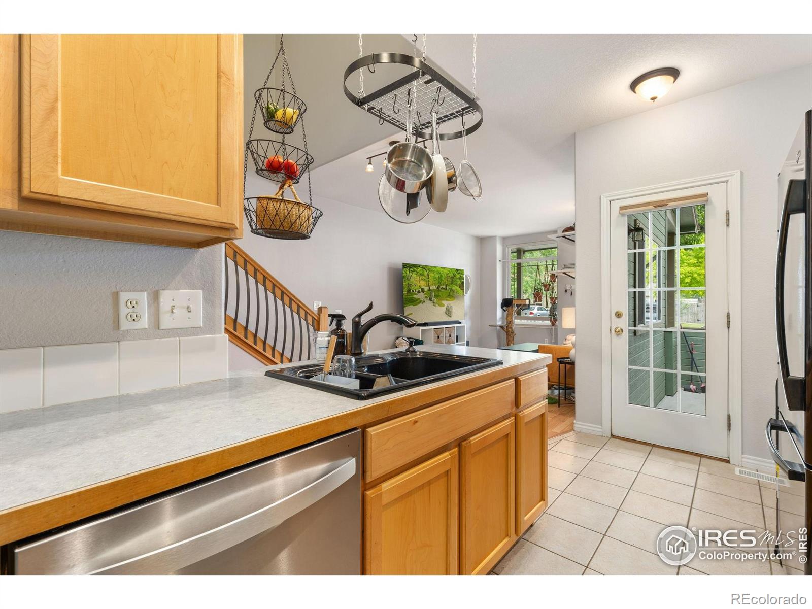 MLS Image #5 for 818 s terry street,longmont, Colorado
