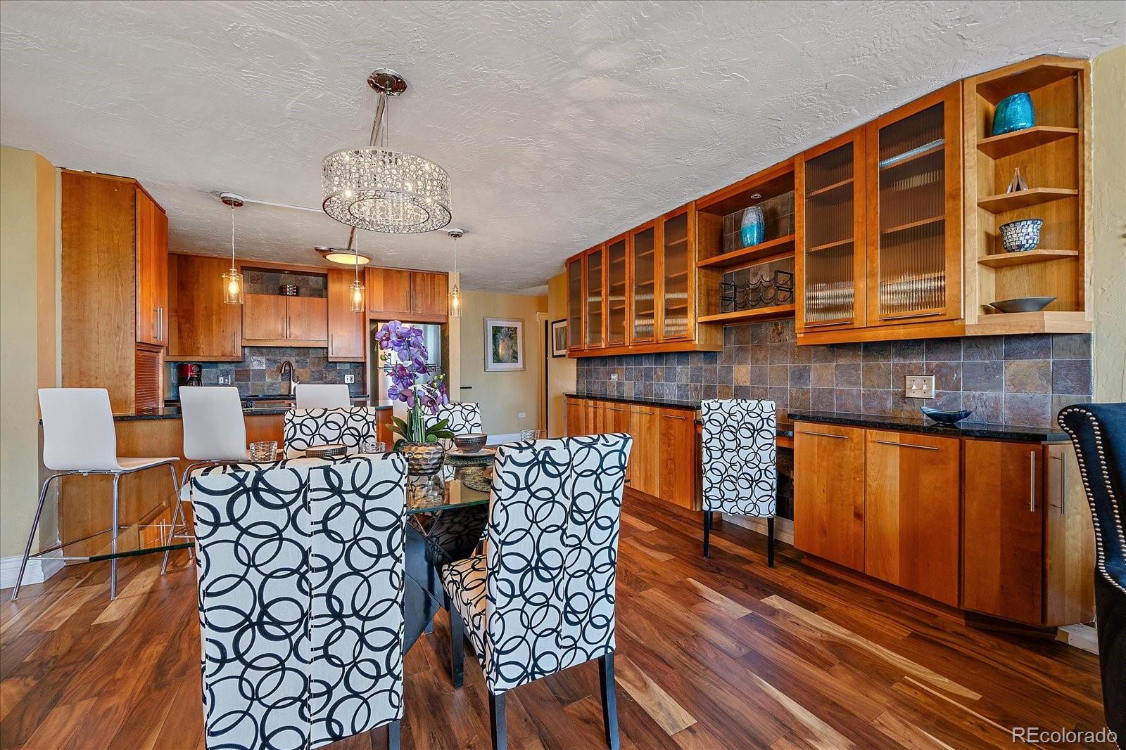 MLS Image #10 for 1020  15th street,denver, Colorado