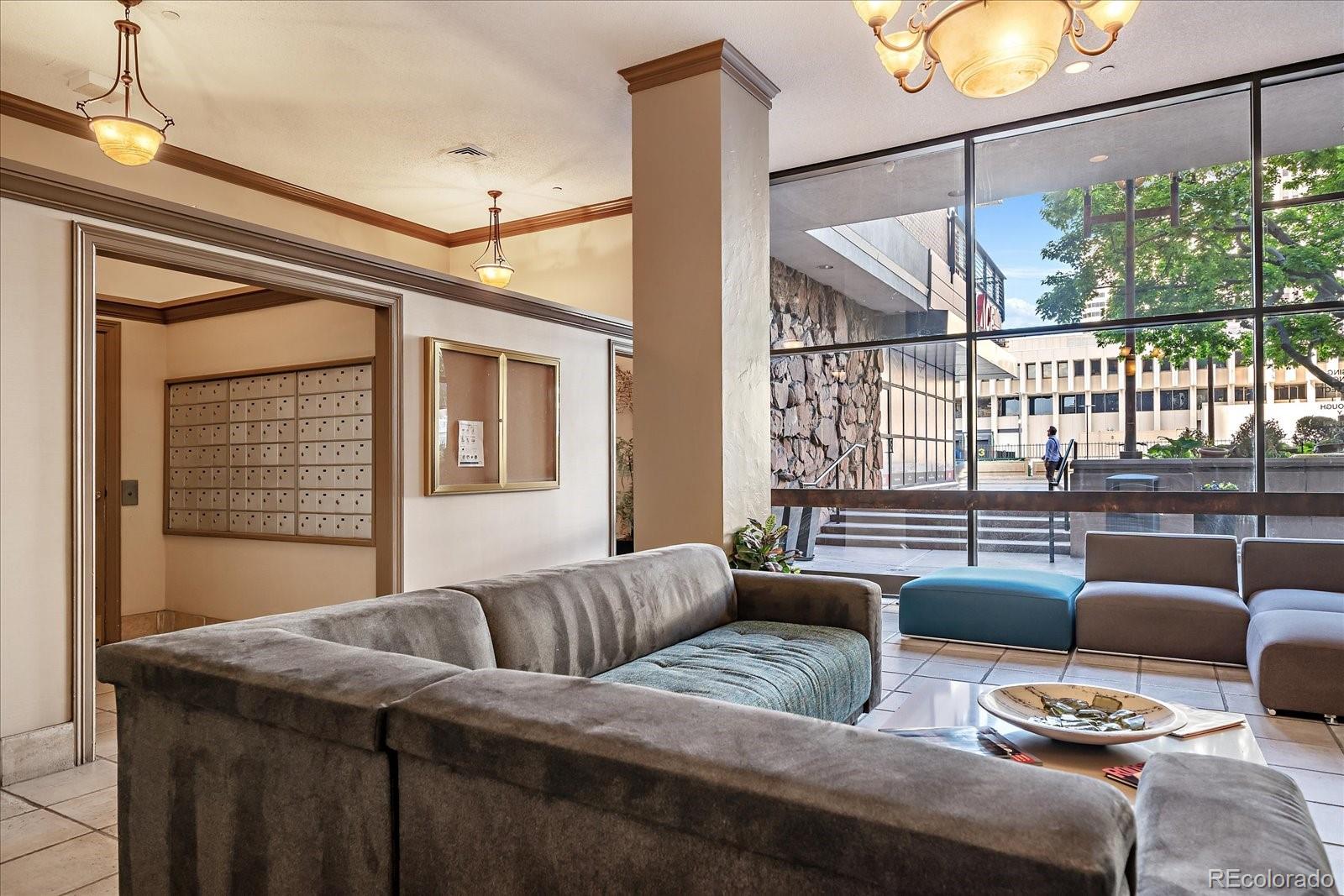 MLS Image #2 for 1020  15th street,denver, Colorado