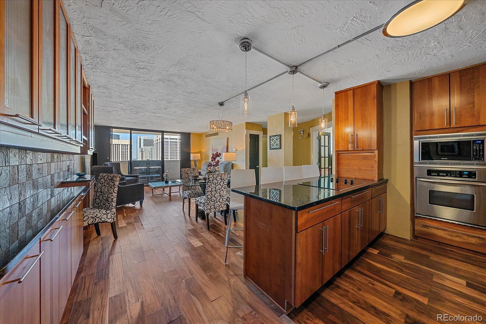 MLS Image #5 for 1020  15th street,denver, Colorado