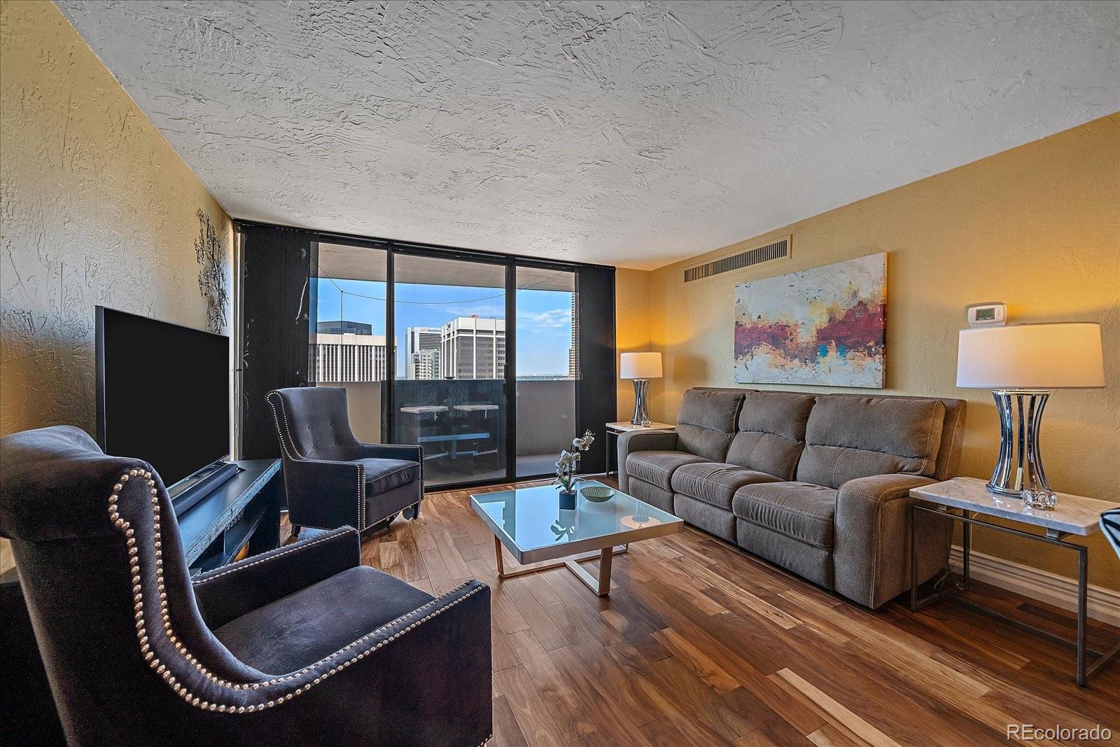 MLS Image #7 for 1020  15th street,denver, Colorado