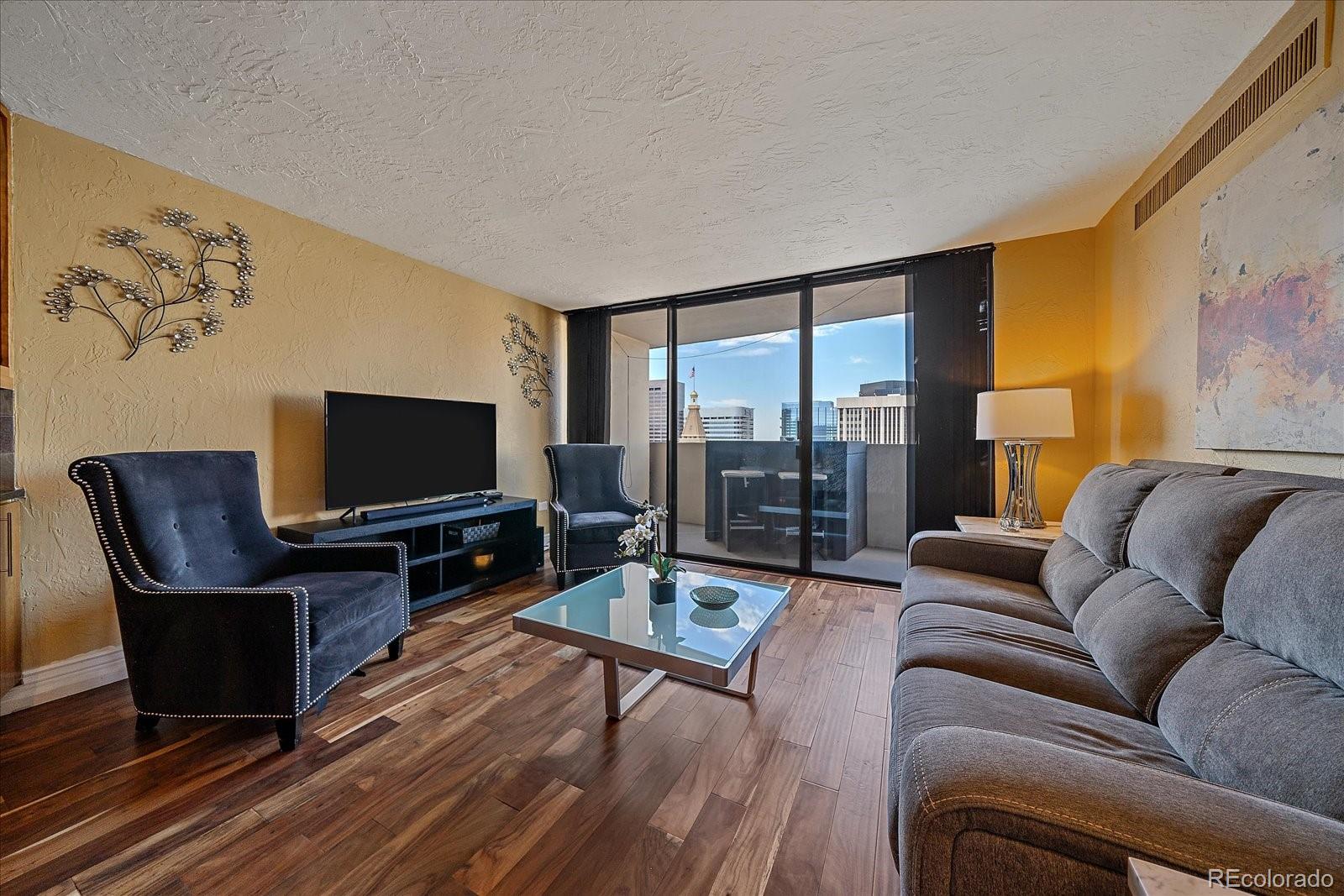MLS Image #8 for 1020  15th street,denver, Colorado