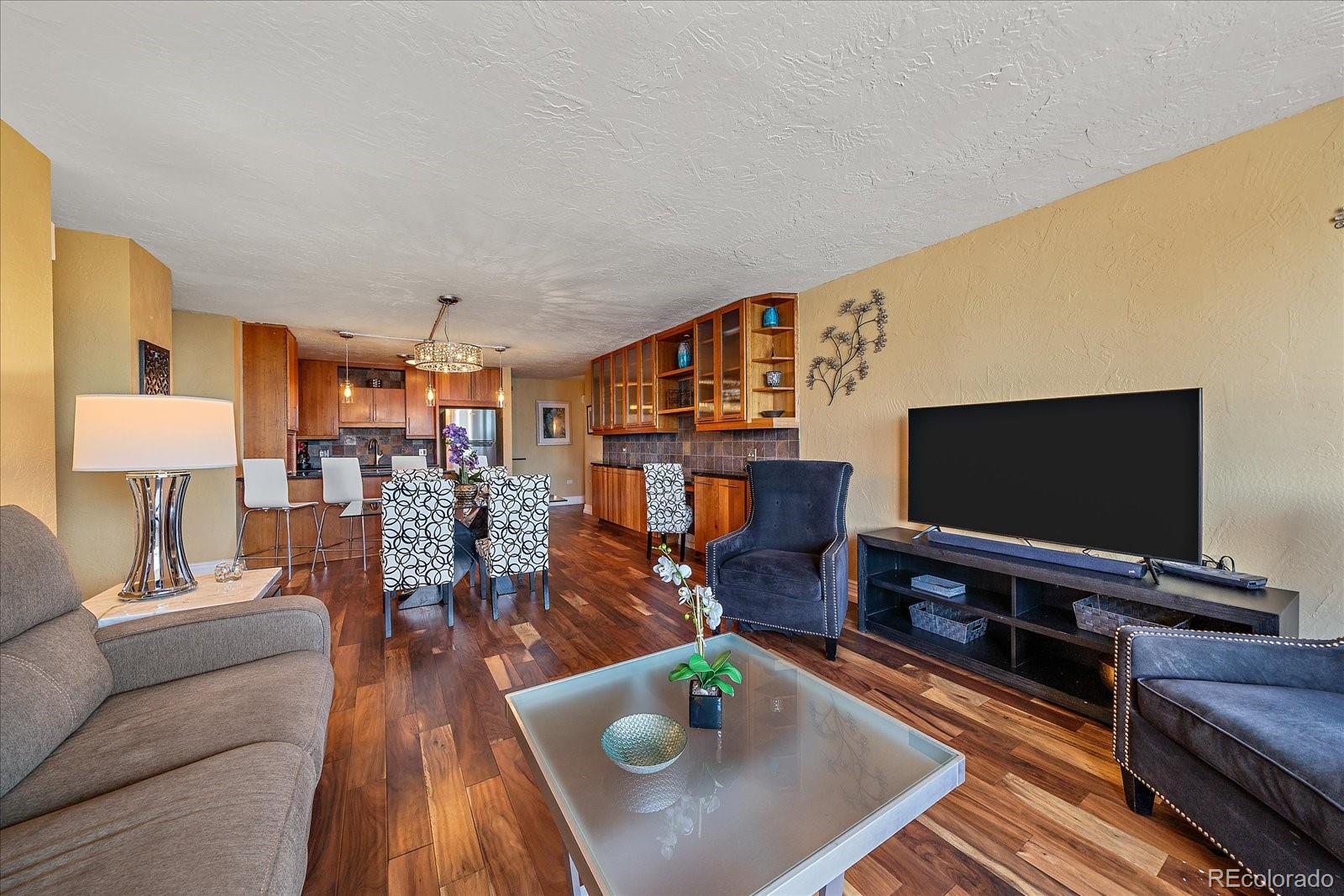 MLS Image #9 for 1020  15th street,denver, Colorado