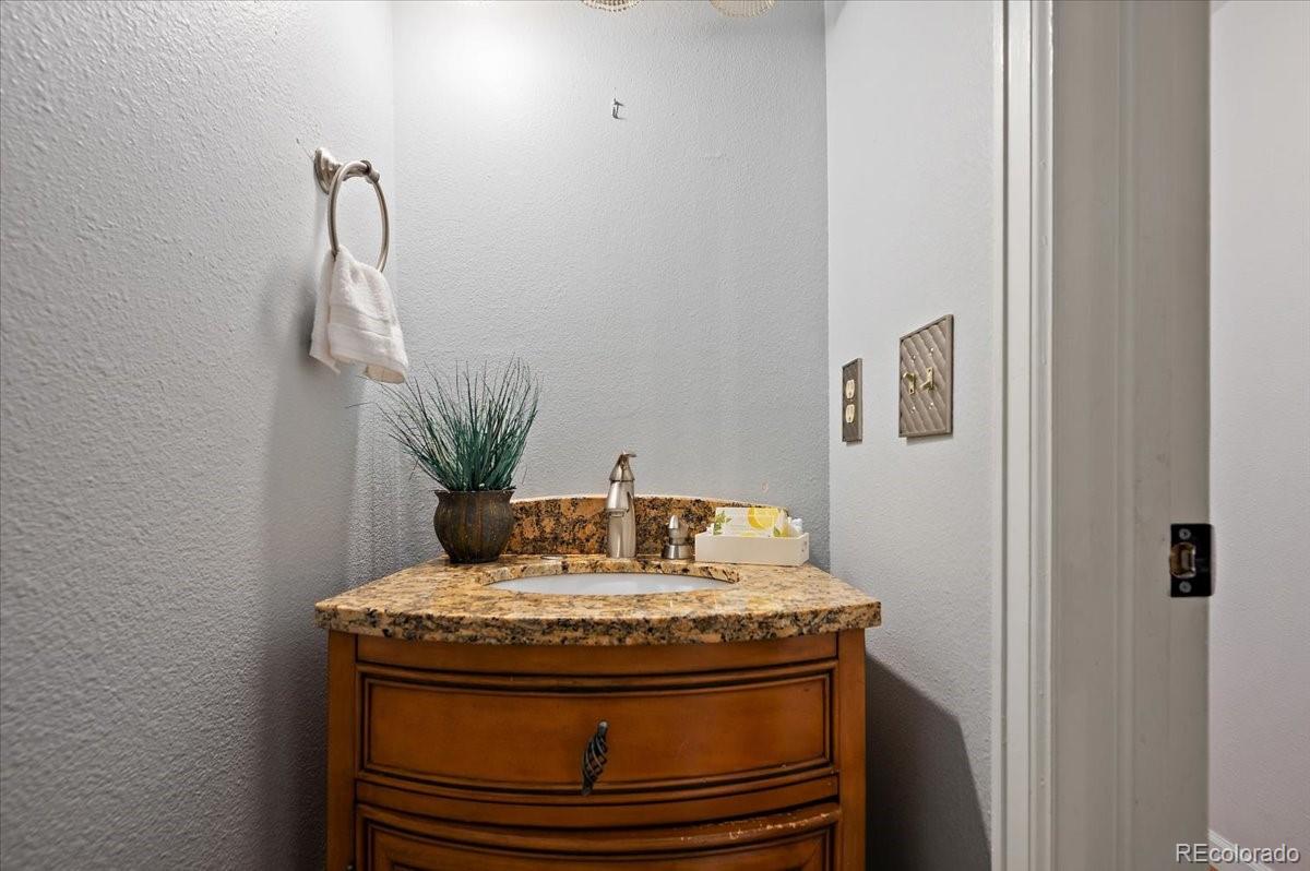 MLS Image #11 for 5090 e 125th avenue,thornton, Colorado