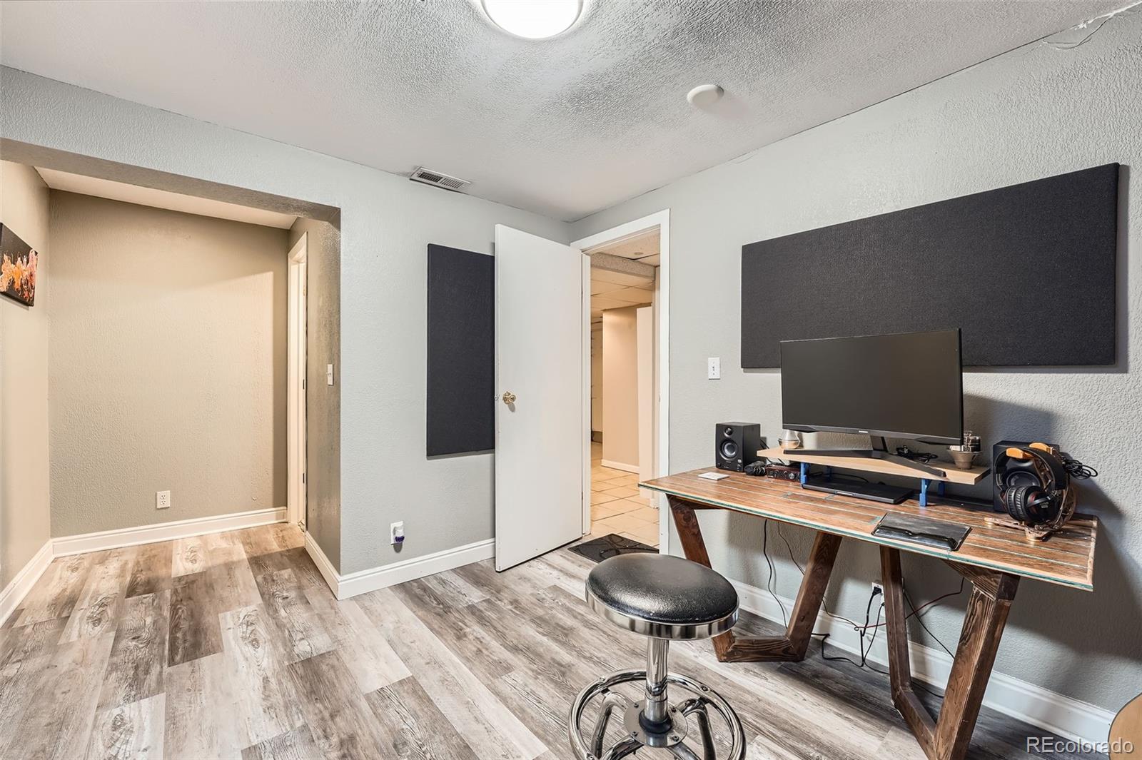 MLS Image #22 for 2558 s vaughn way,aurora, Colorado