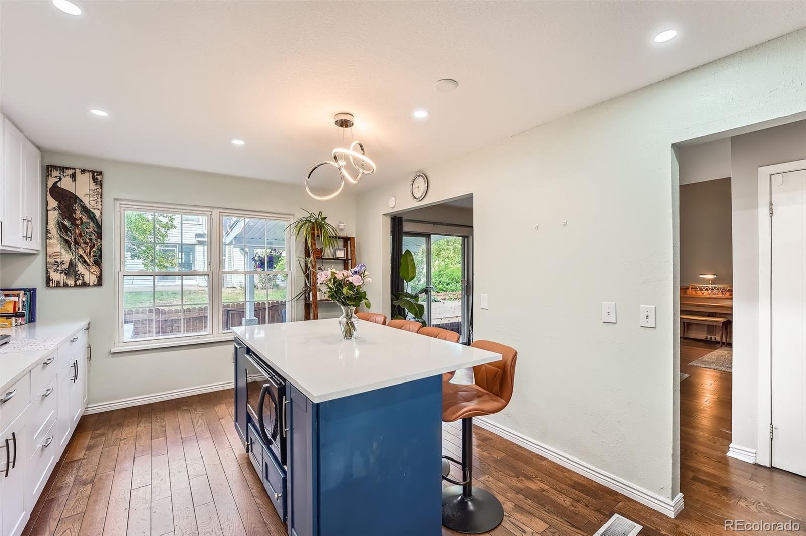 MLS Image #7 for 2558 s vaughn way,aurora, Colorado