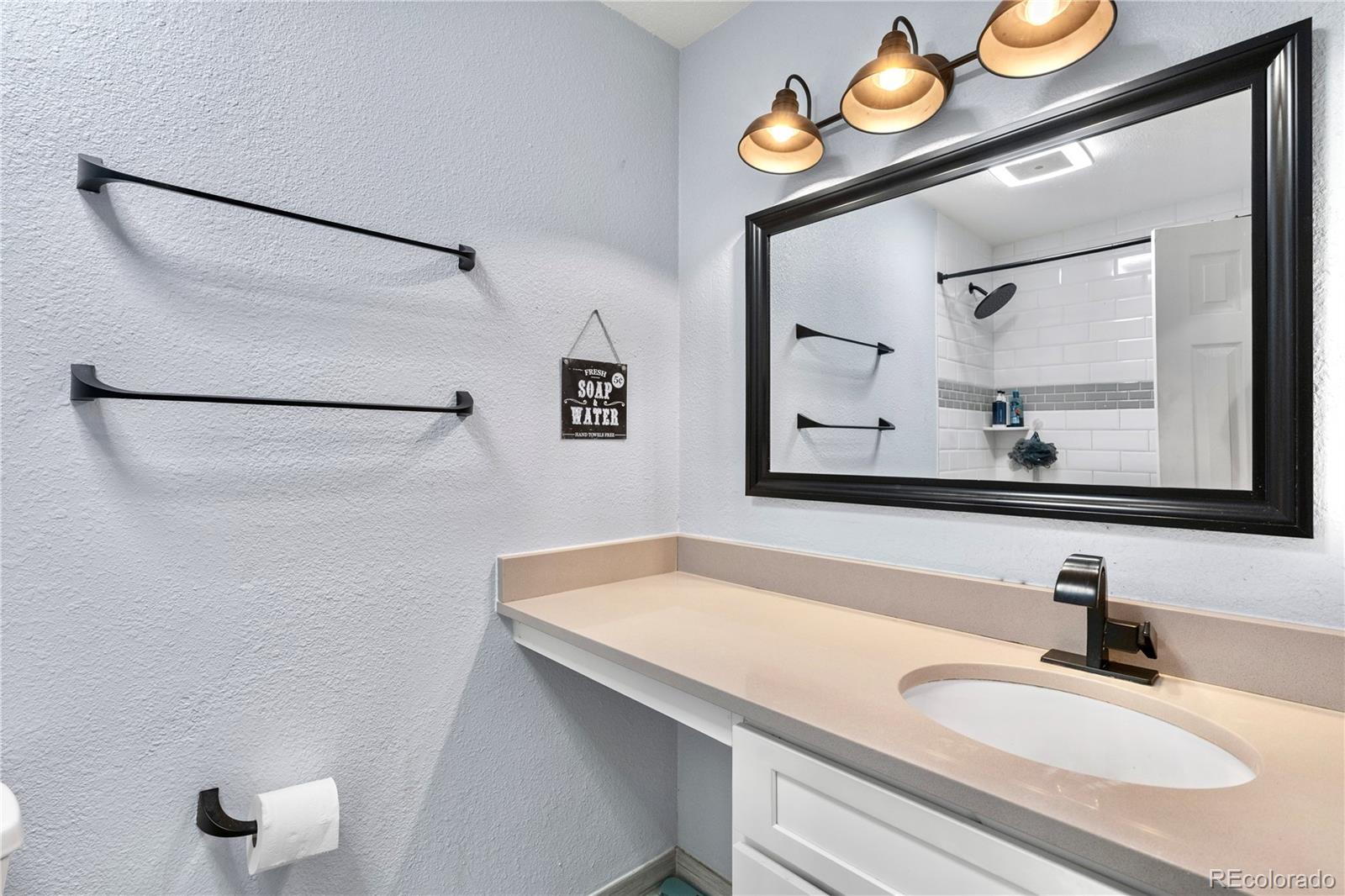MLS Image #10 for 72  lansing street,aurora, Colorado
